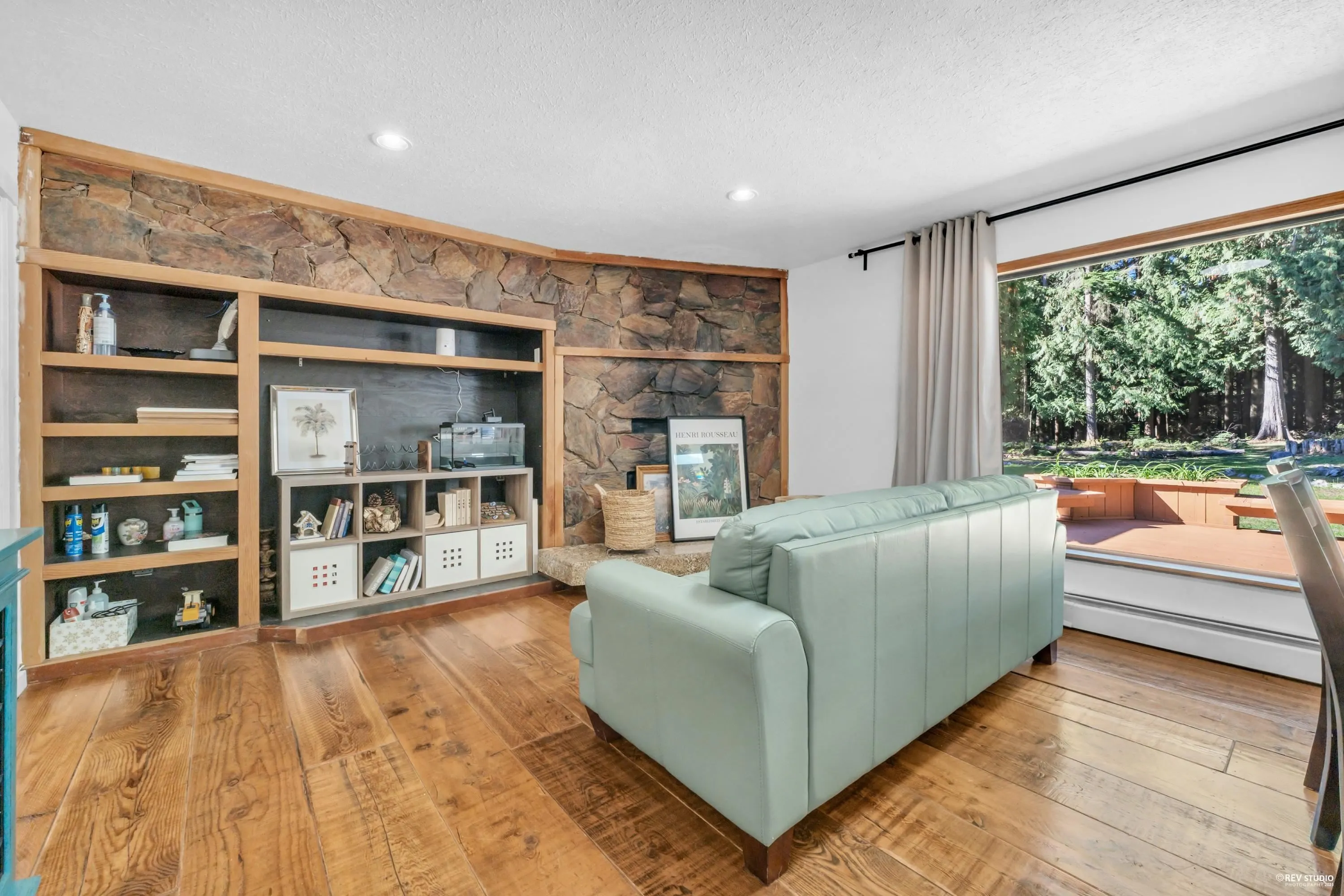 12643 Garibaldi Street