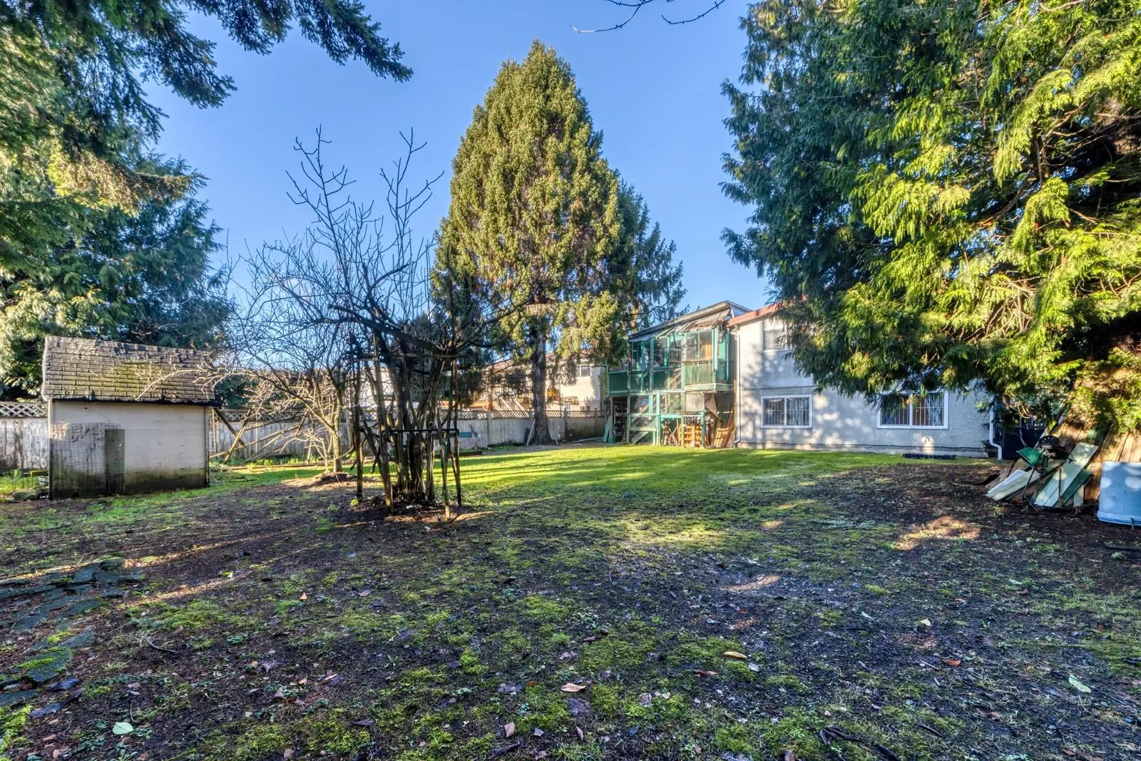 6500 Yeats Crescent