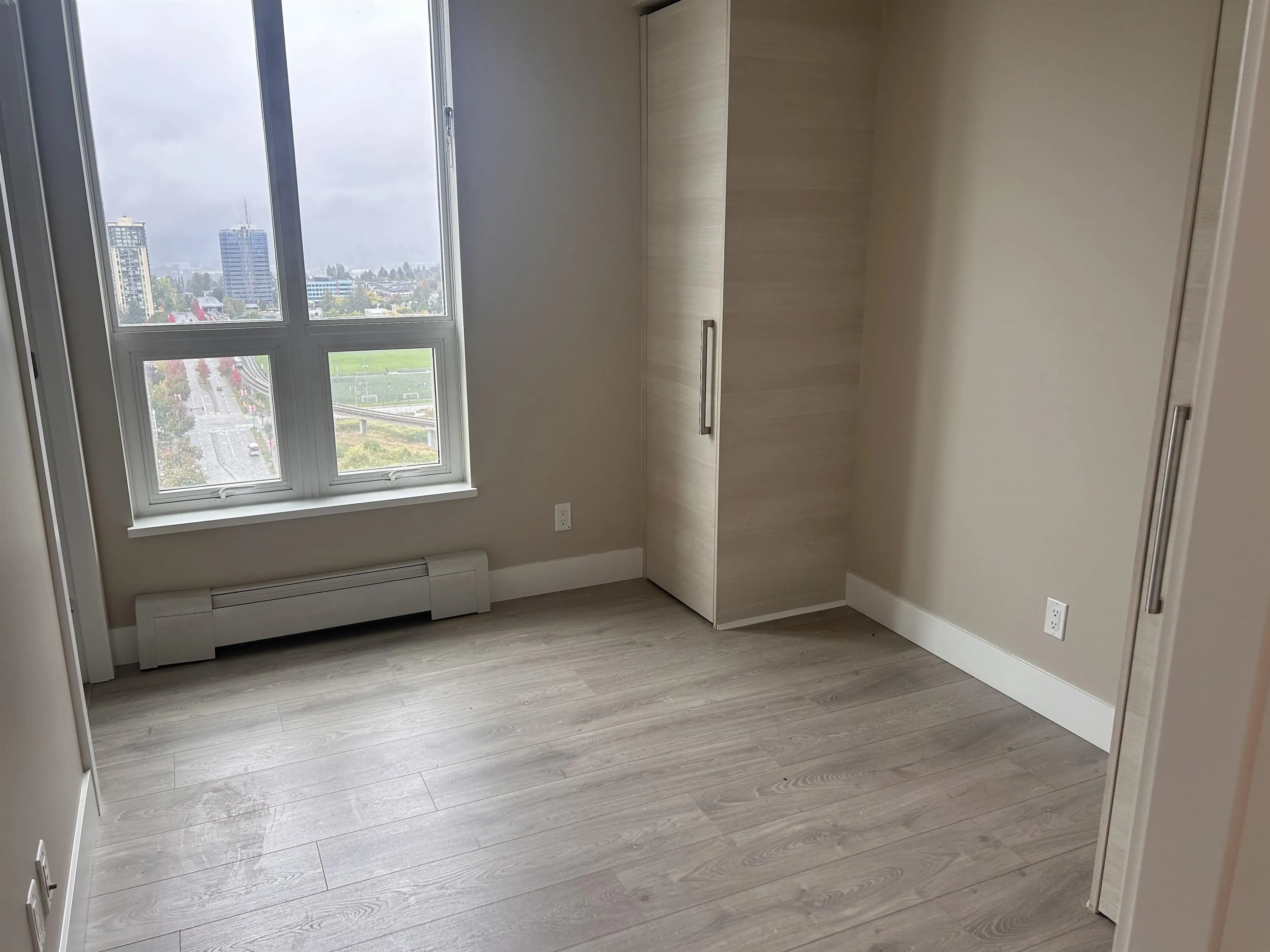 2508 13398 104 Avenue