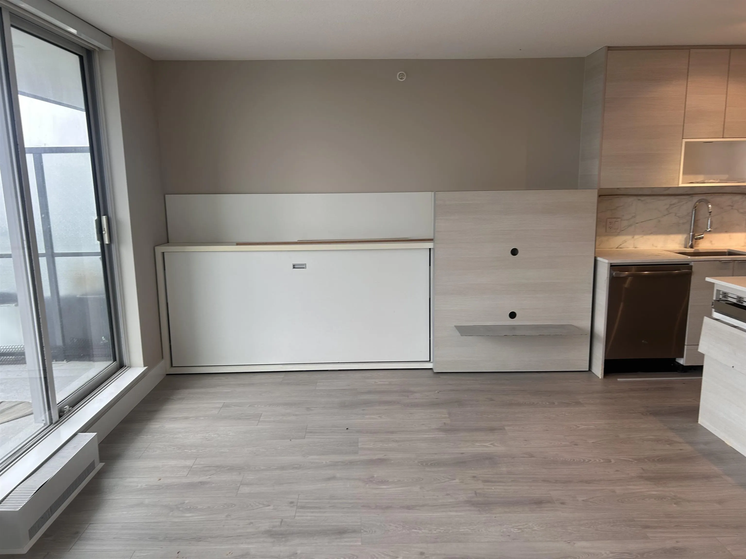 2508 13398 104 Avenue