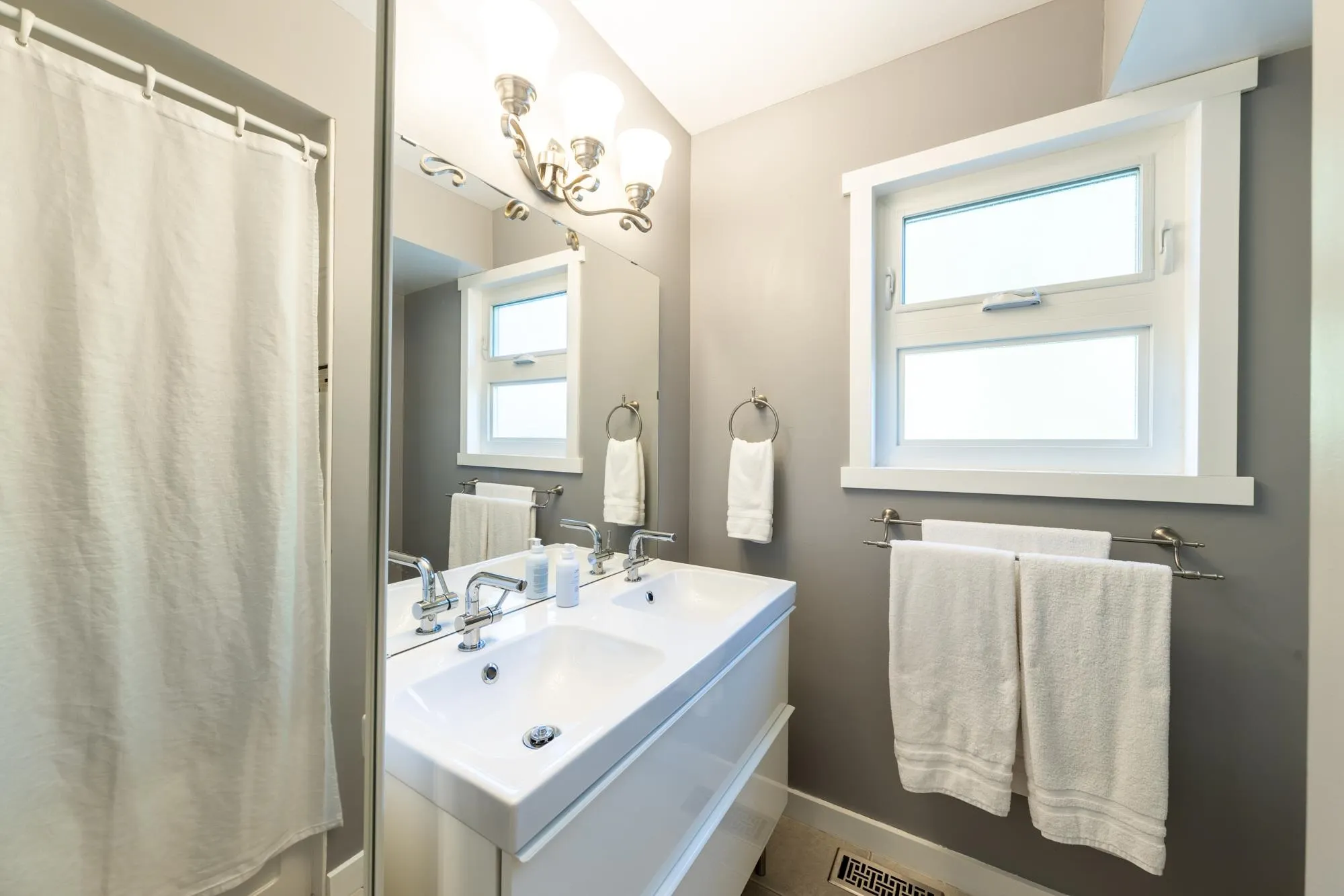 8800 Rosedene Court