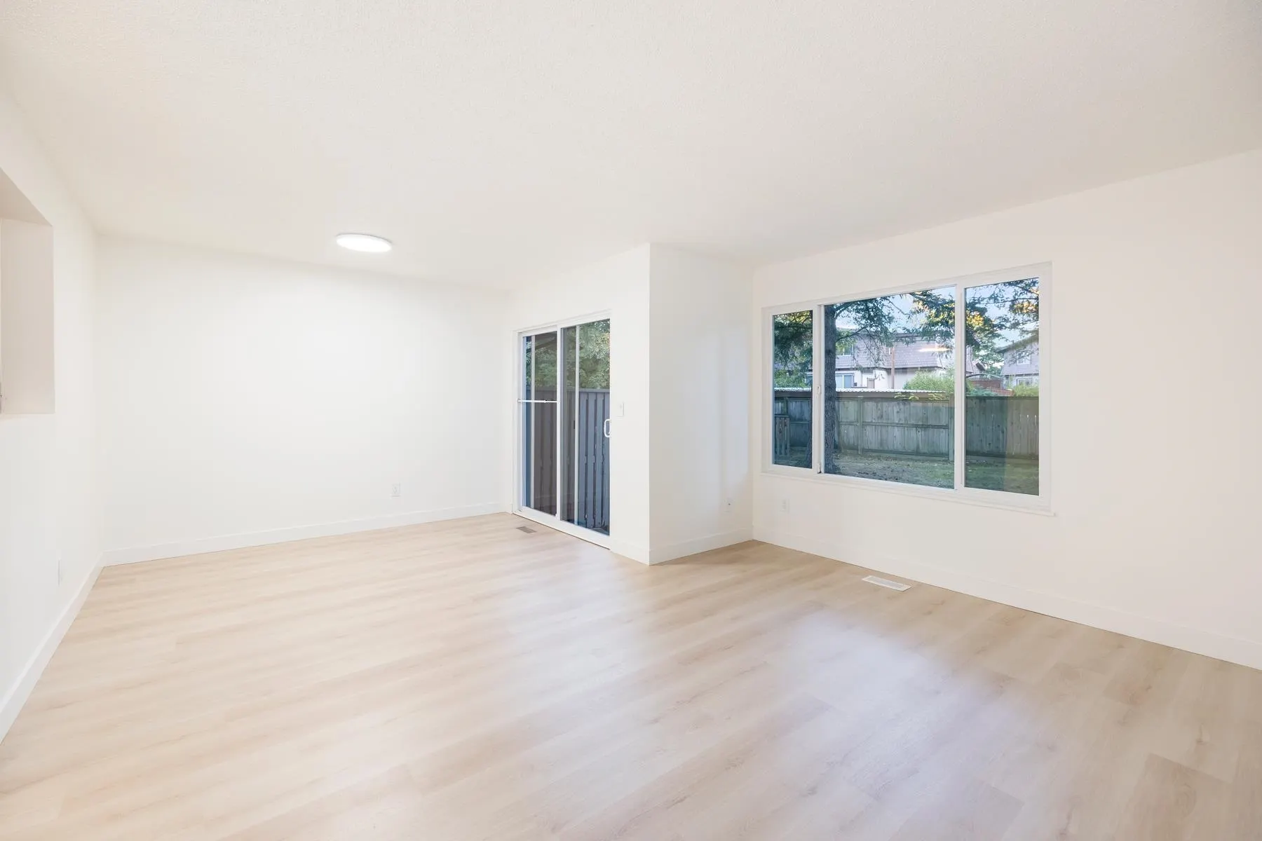 473 Carlsen Place