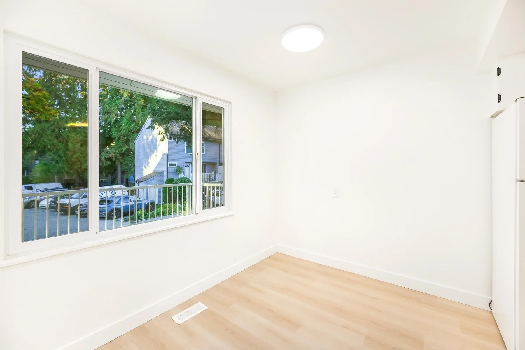 473 Carlsen Place