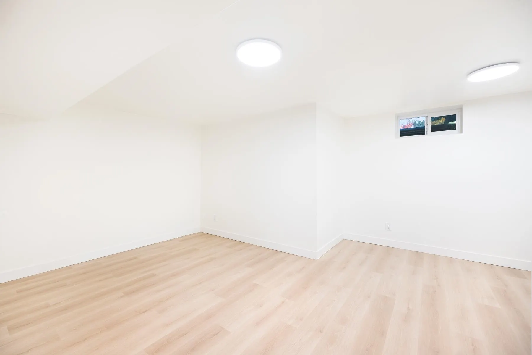 473 Carlsen Place