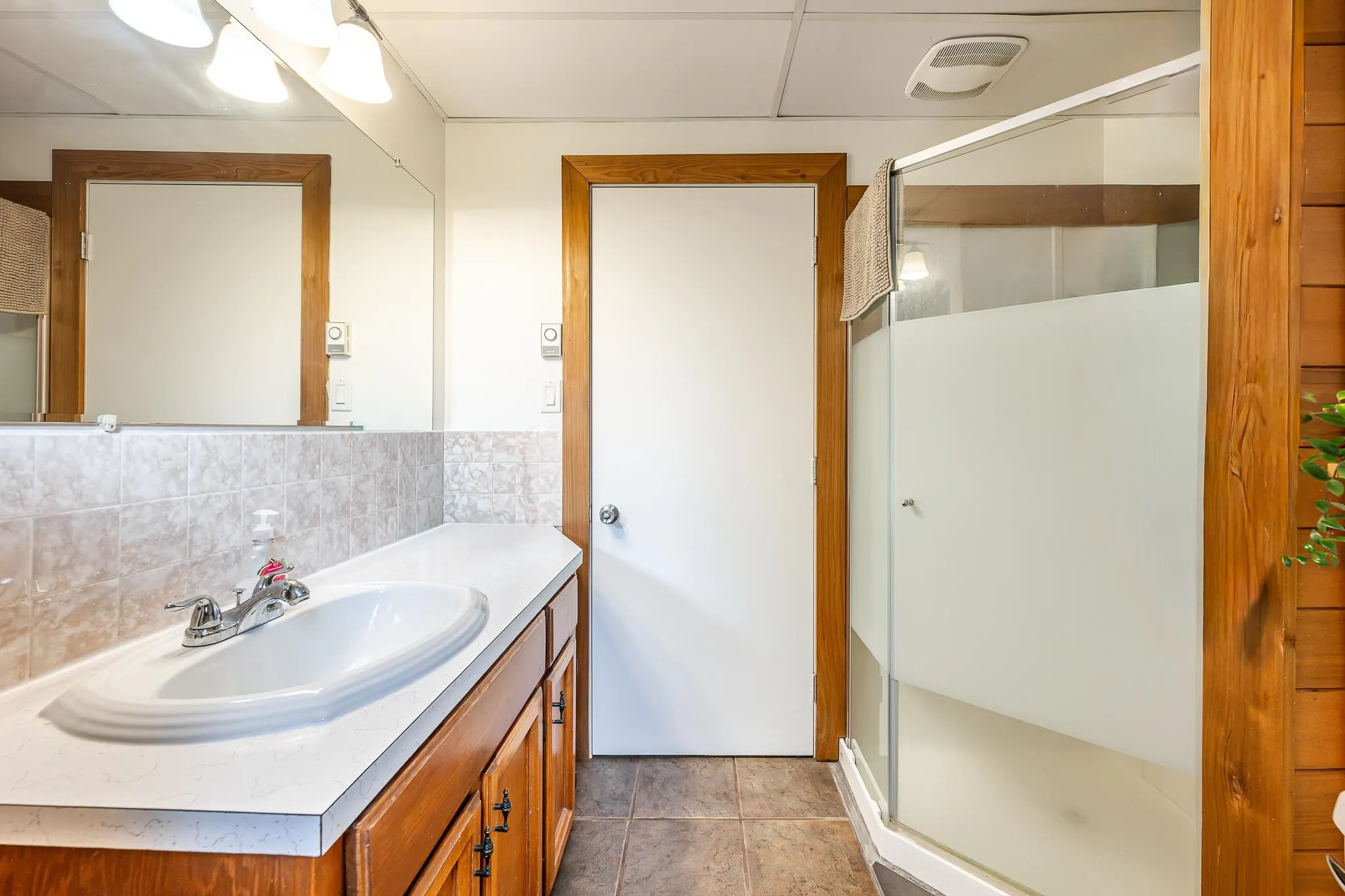 2332 Argyle Crescent