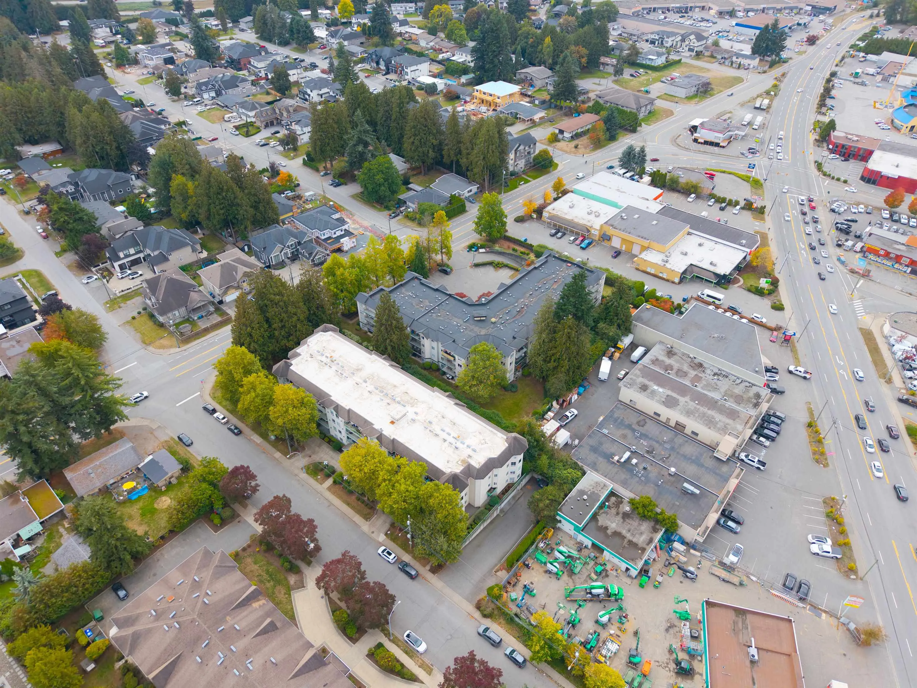 204 2435 Center Street