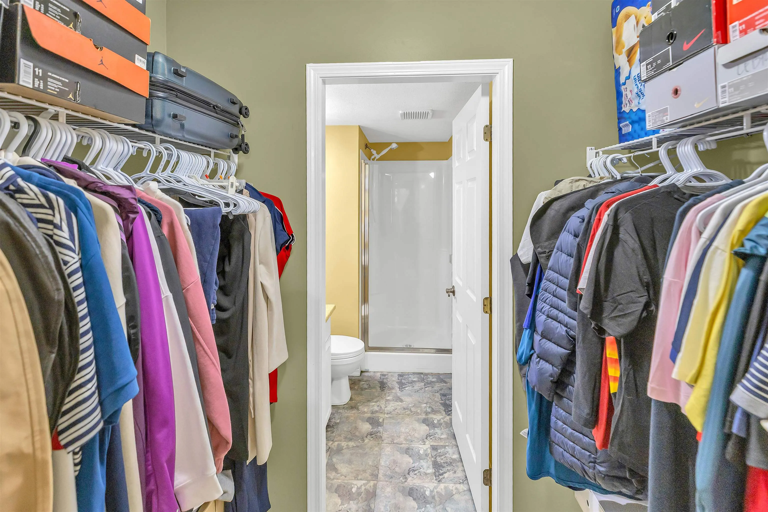 204 2435 Center Street