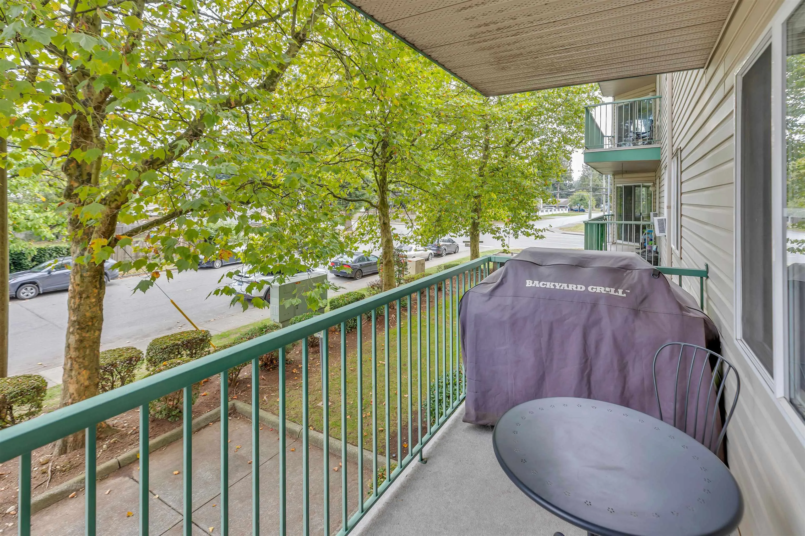 204 2435 Center Street