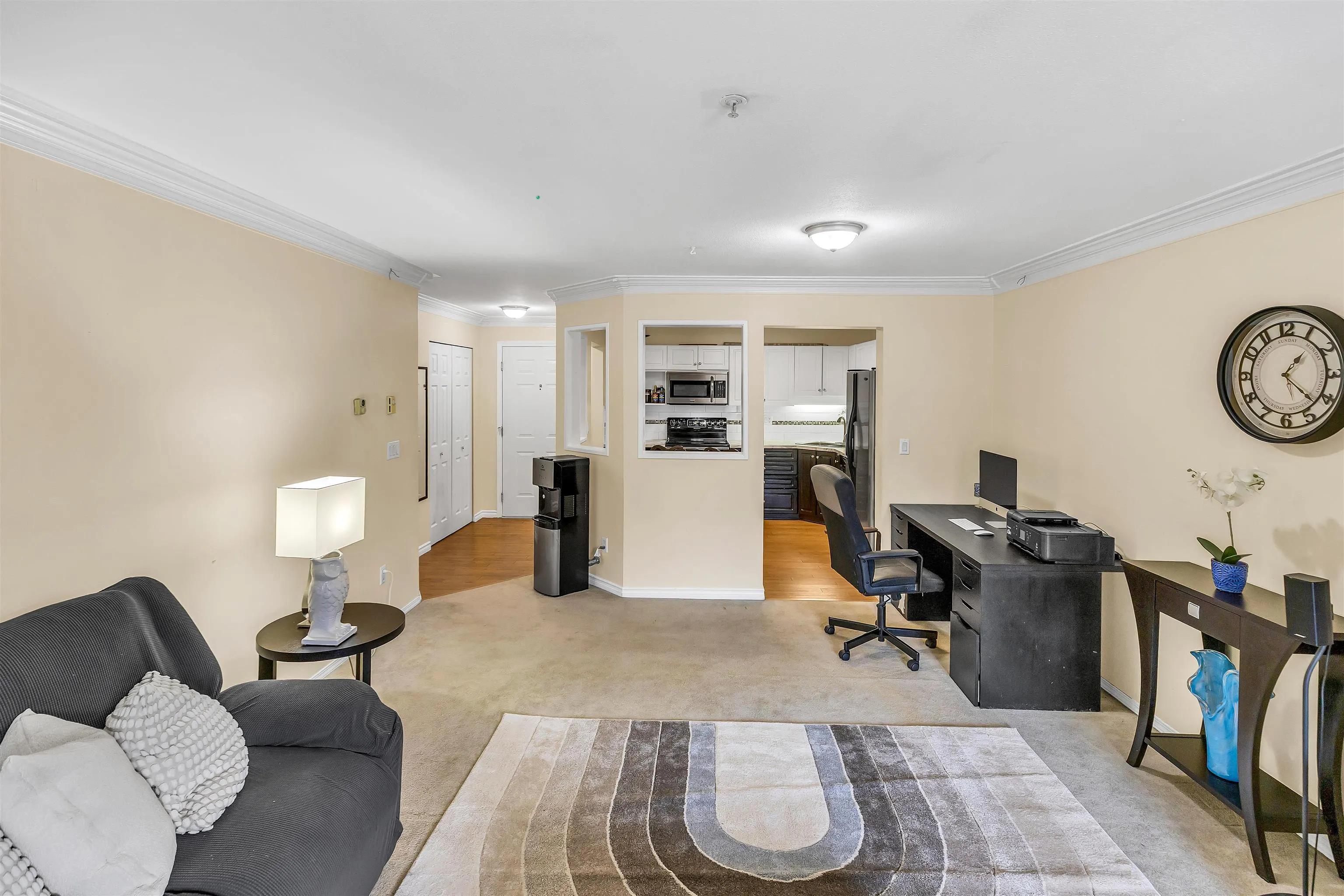 204 2435 Center Street