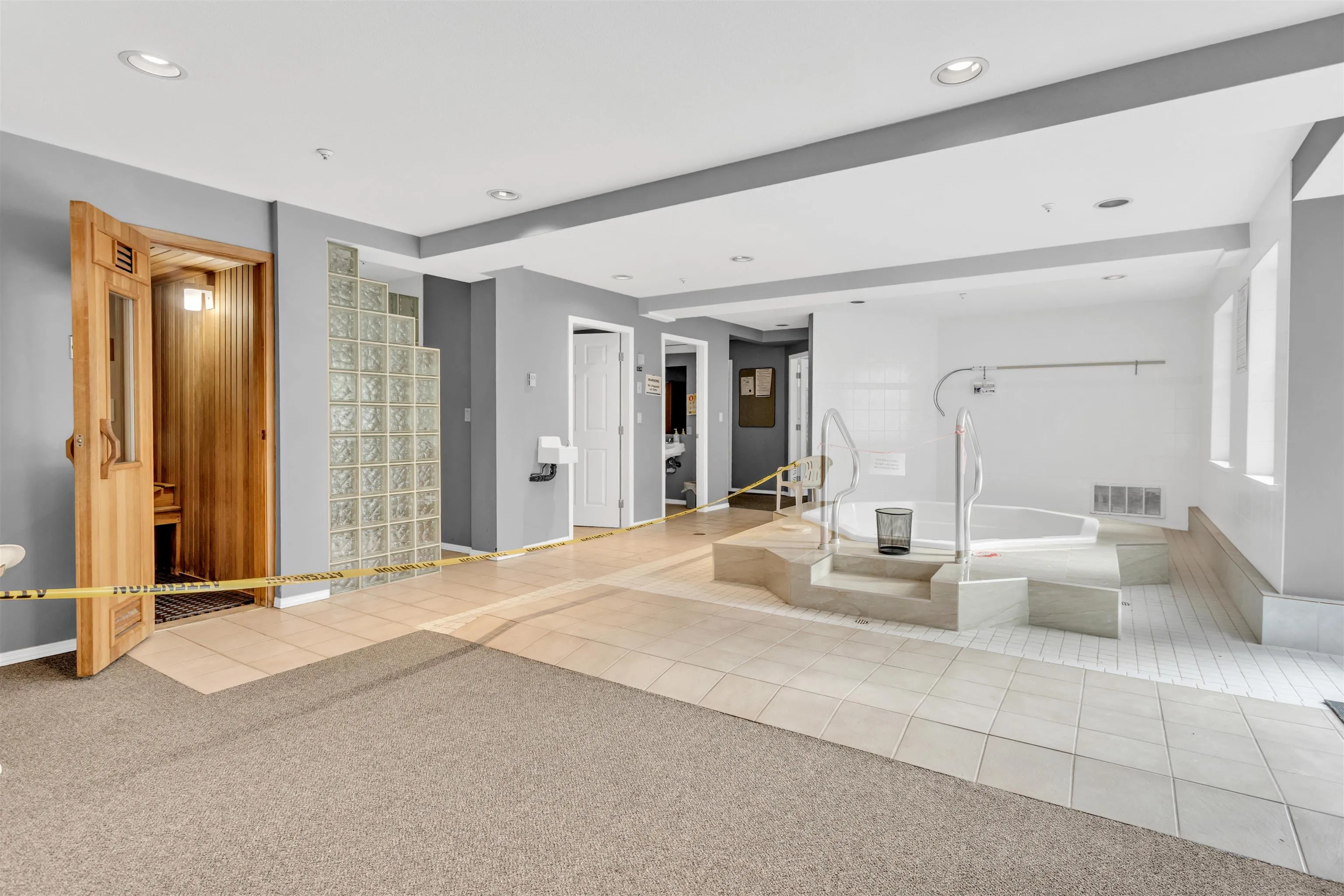 112 14885 100 Avenue