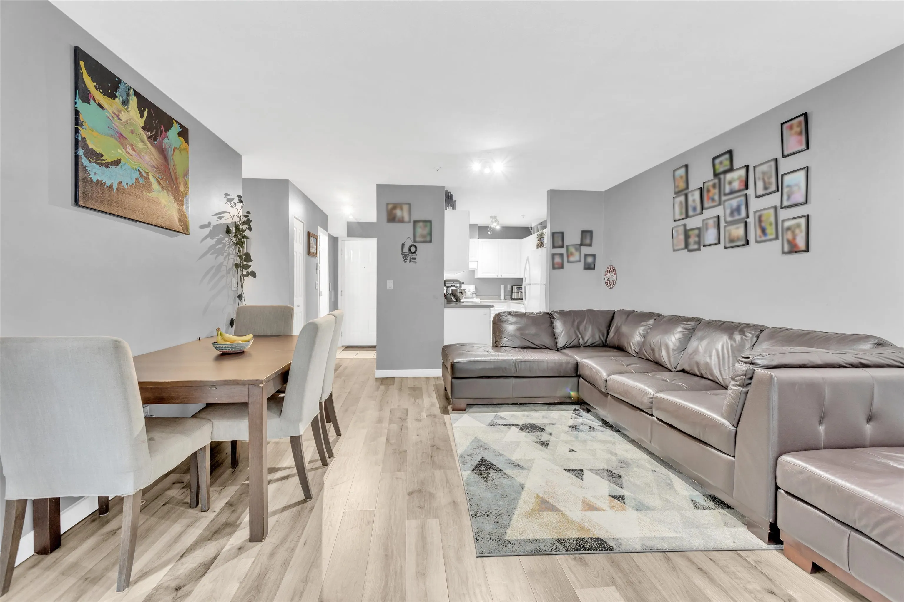 112 14885 100 Avenue