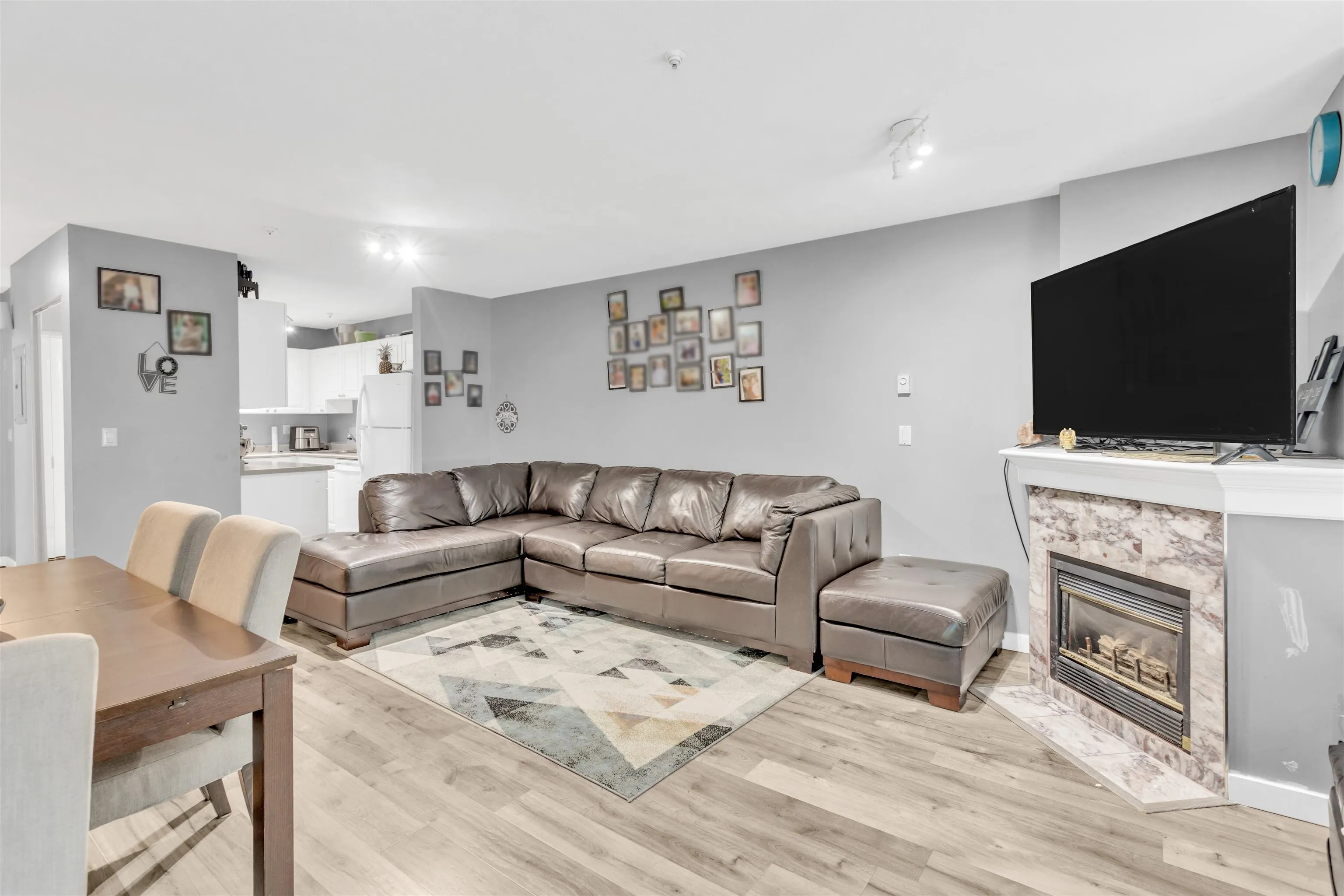 112 14885 100 Avenue