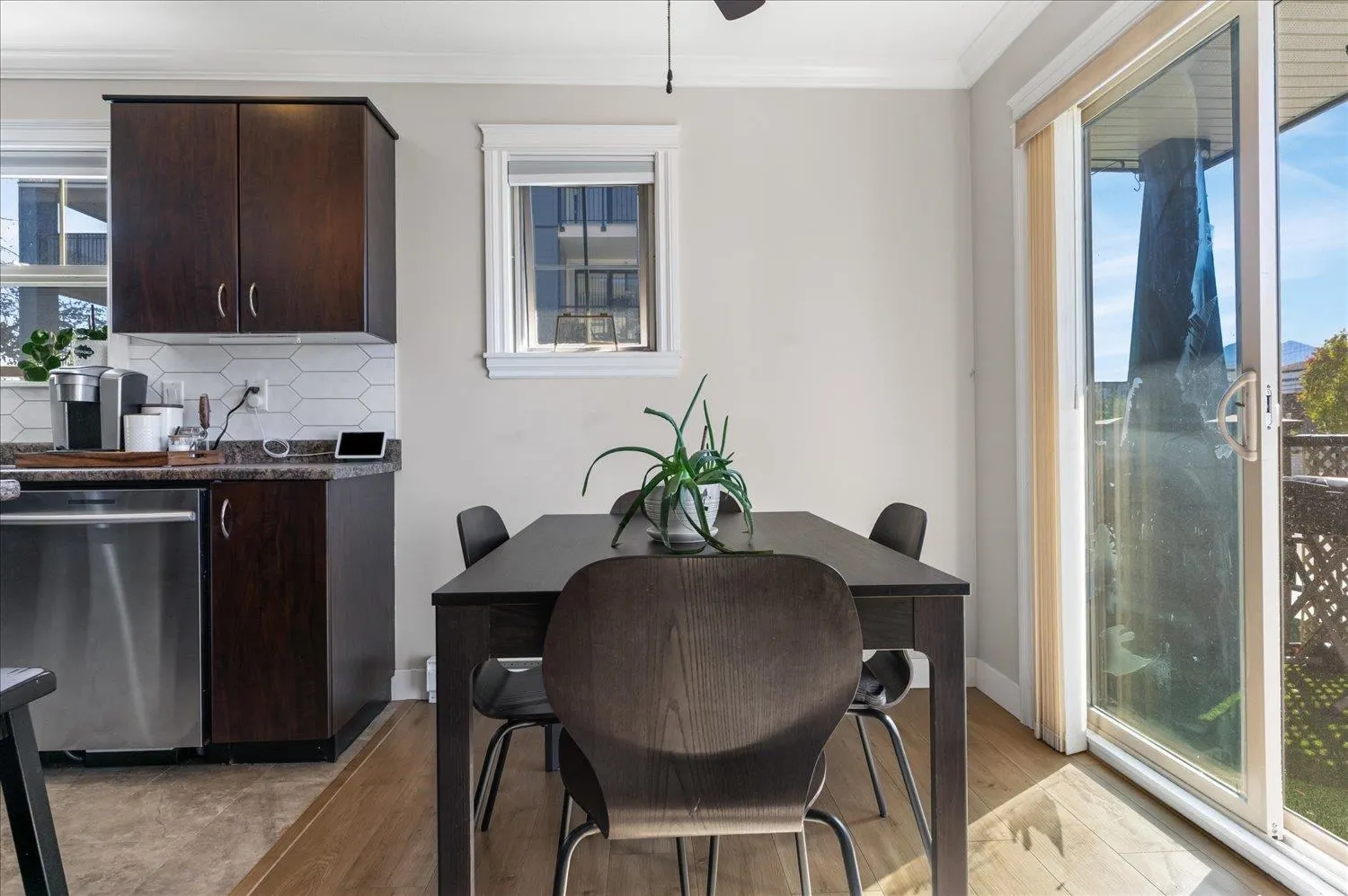 106 45535 Spadina Avenue