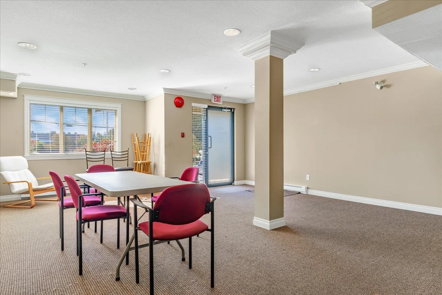 106 45535 Spadina Avenue