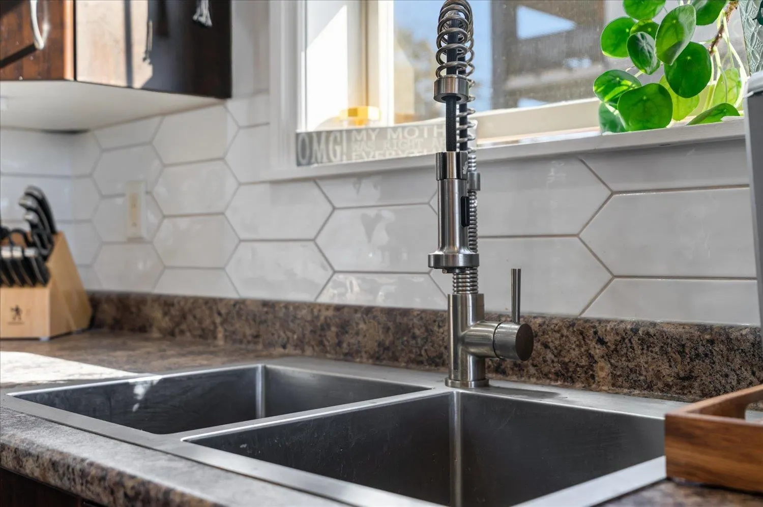 106 45535 Spadina Avenue