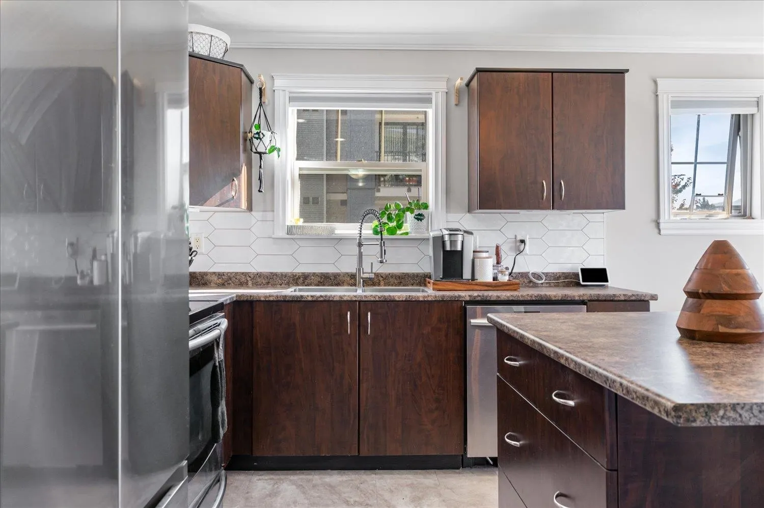 106 45535 Spadina Avenue