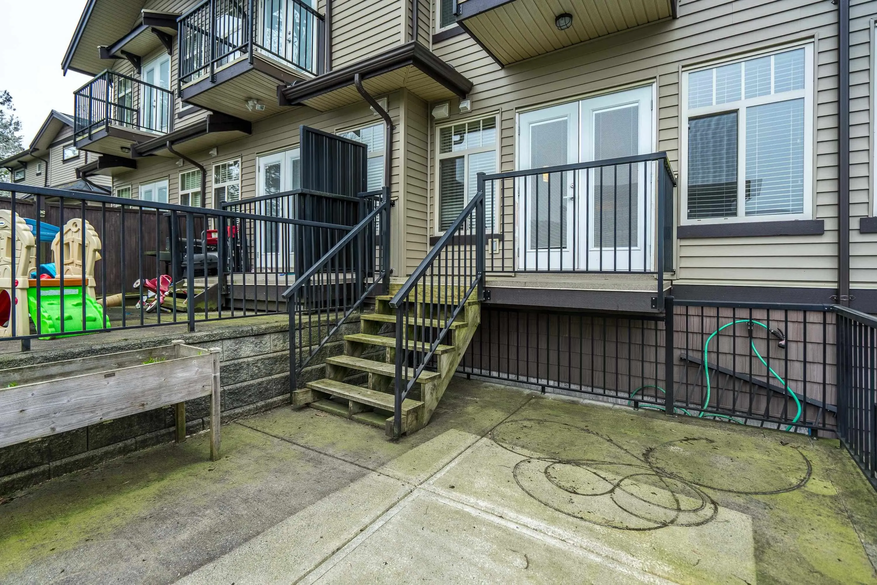 10 2950 Lefeuvre Road