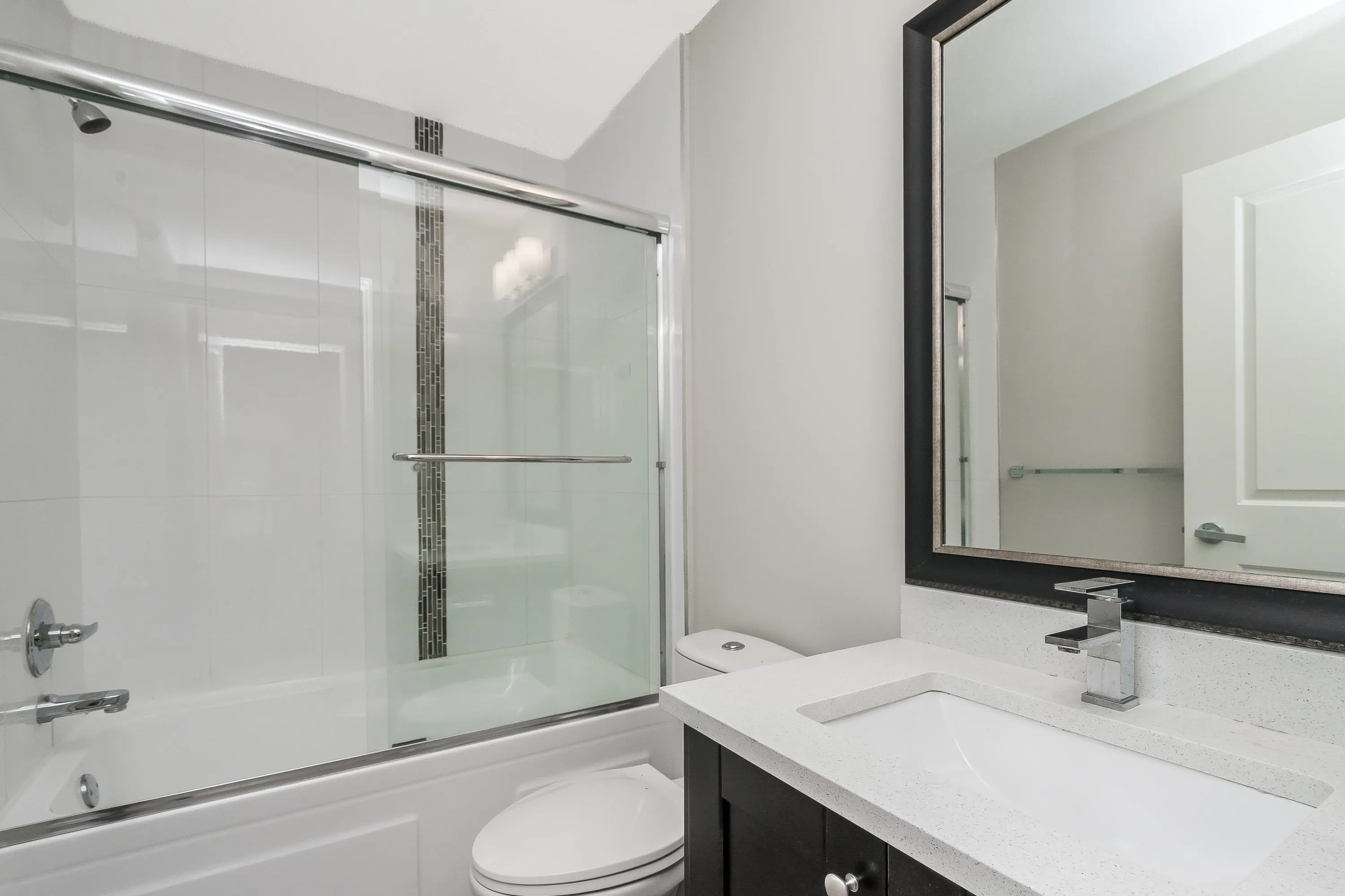10 2950 Lefeuvre Road