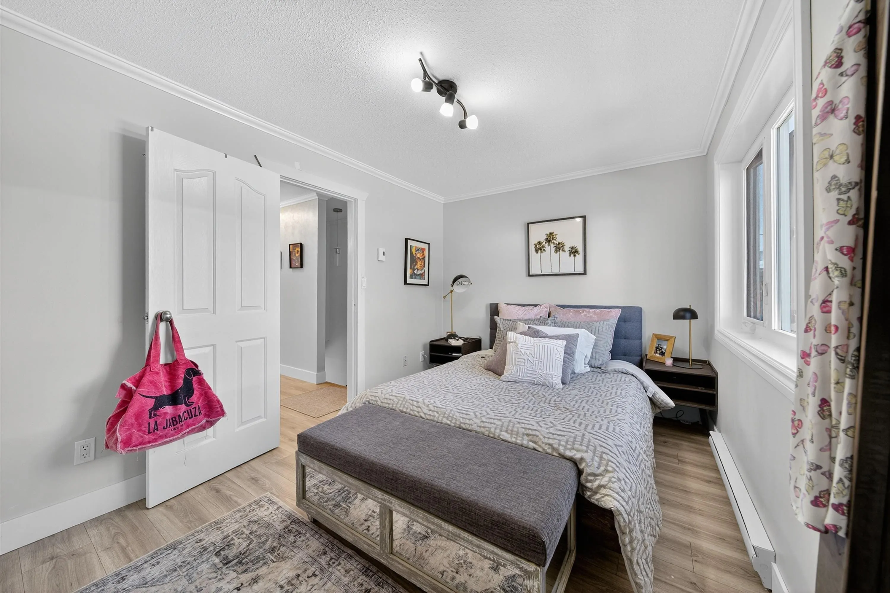 11 15971 Marine Drive