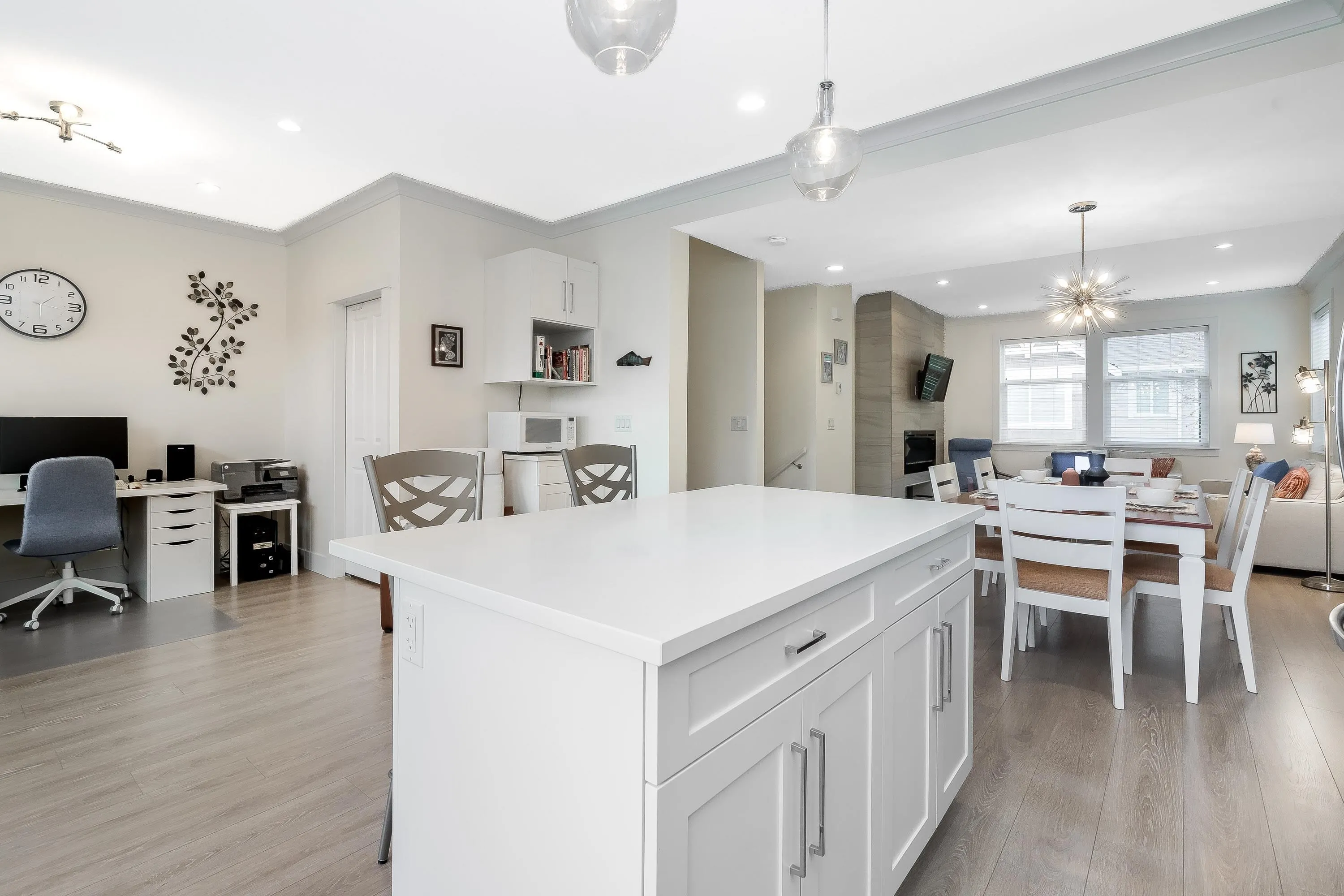 30 15717 Mountain View Drive