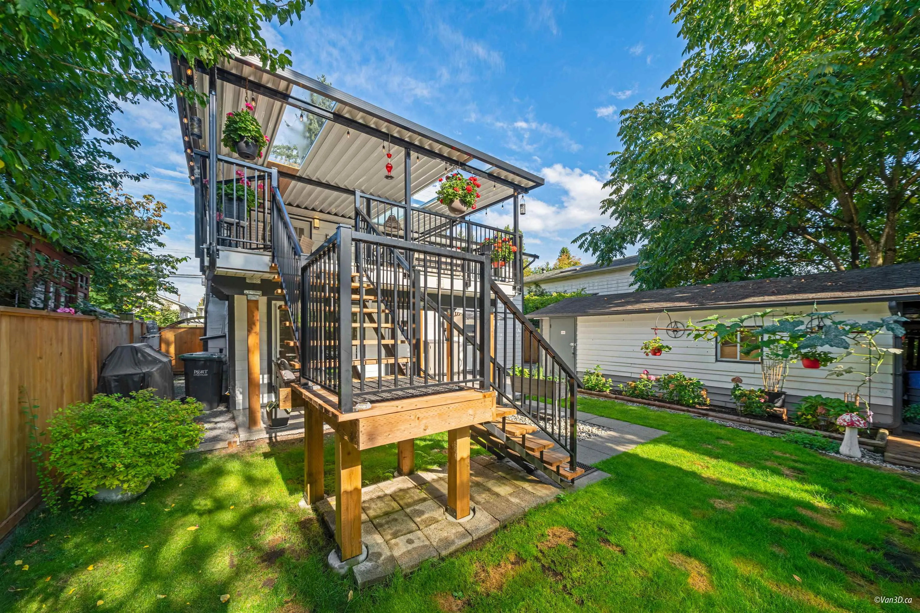 1564 Coquitlam Avenue