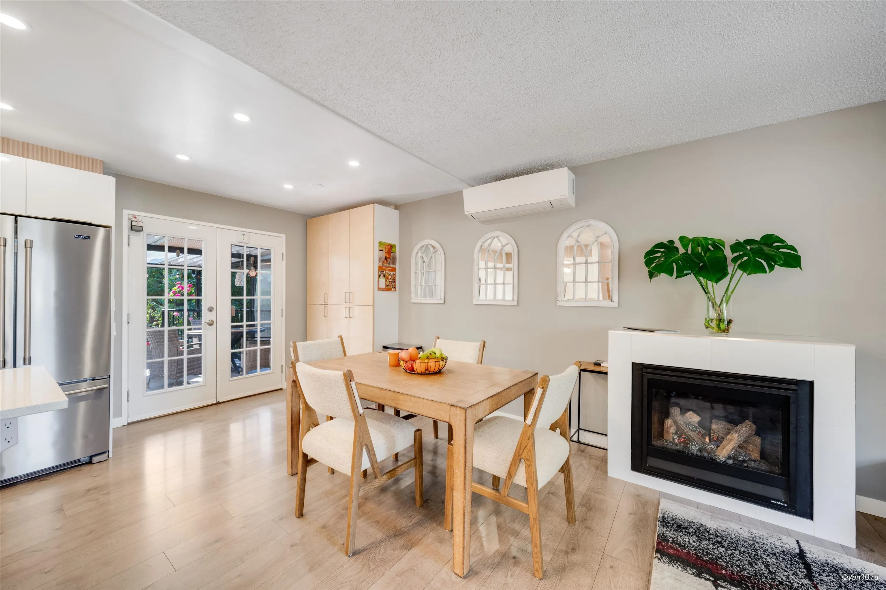 1564 Coquitlam Avenue