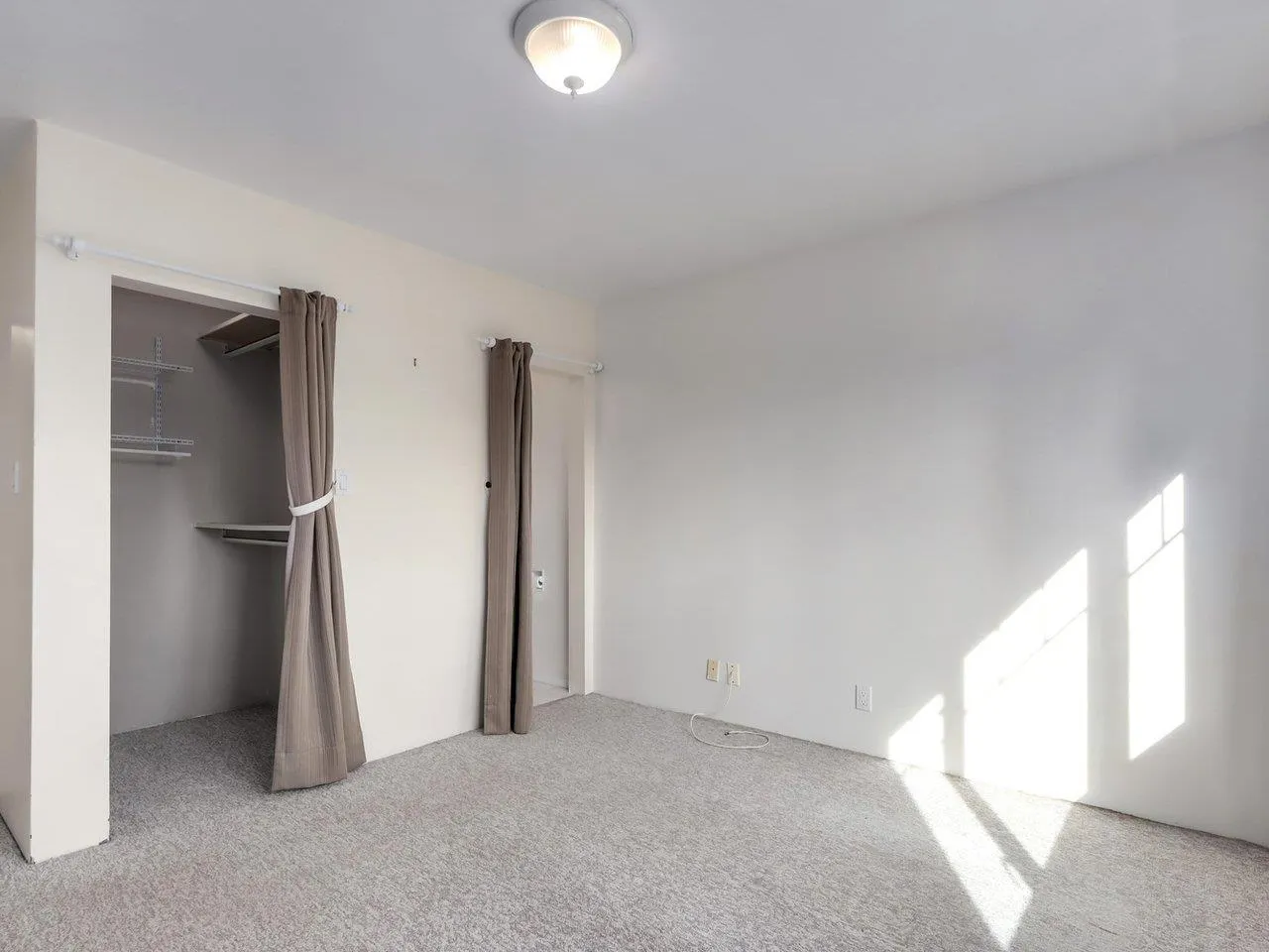 2984 Plymouth Drive