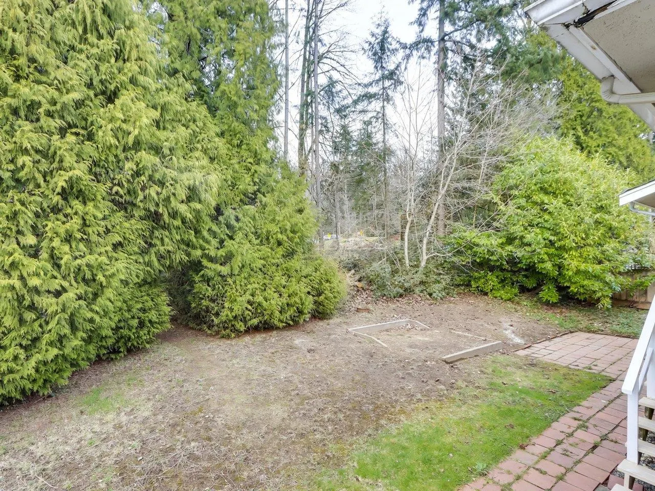 2984 Plymouth Drive