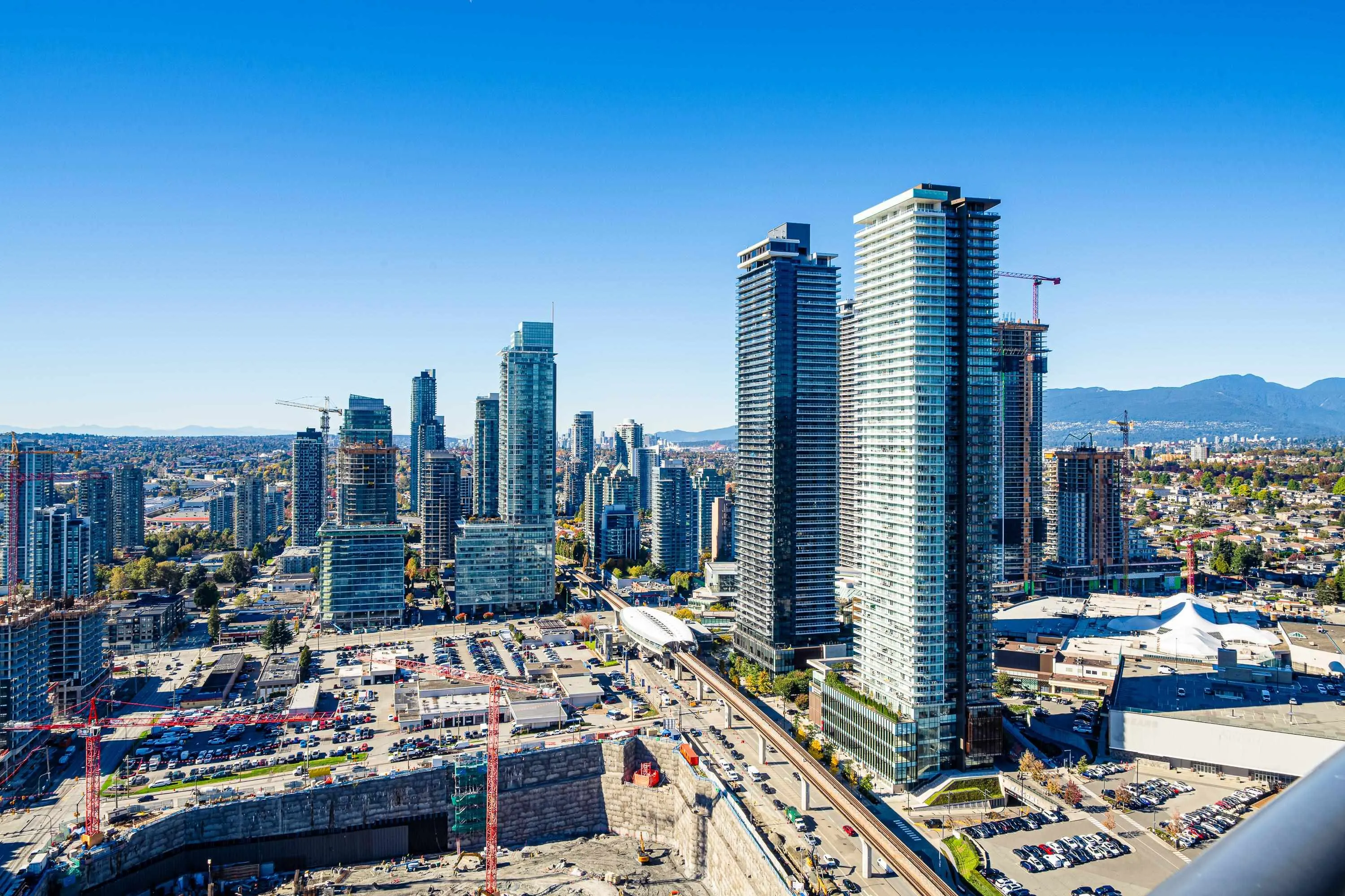 3808 4720 Lougheed Highway