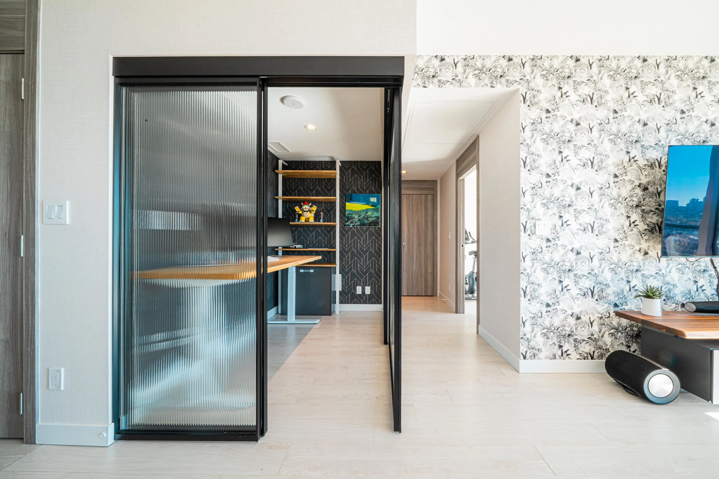 3808 4720 Lougheed Highway