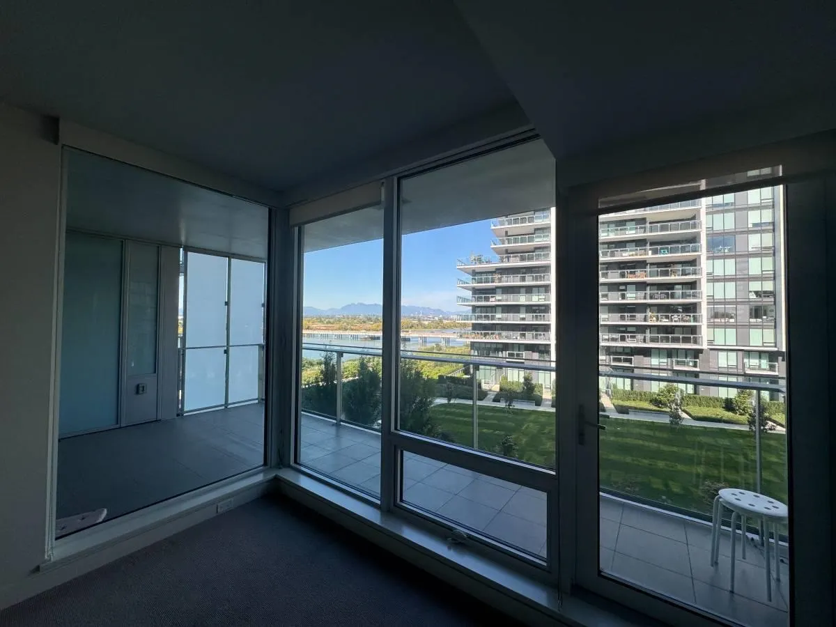 40X 6633 Pearson Way