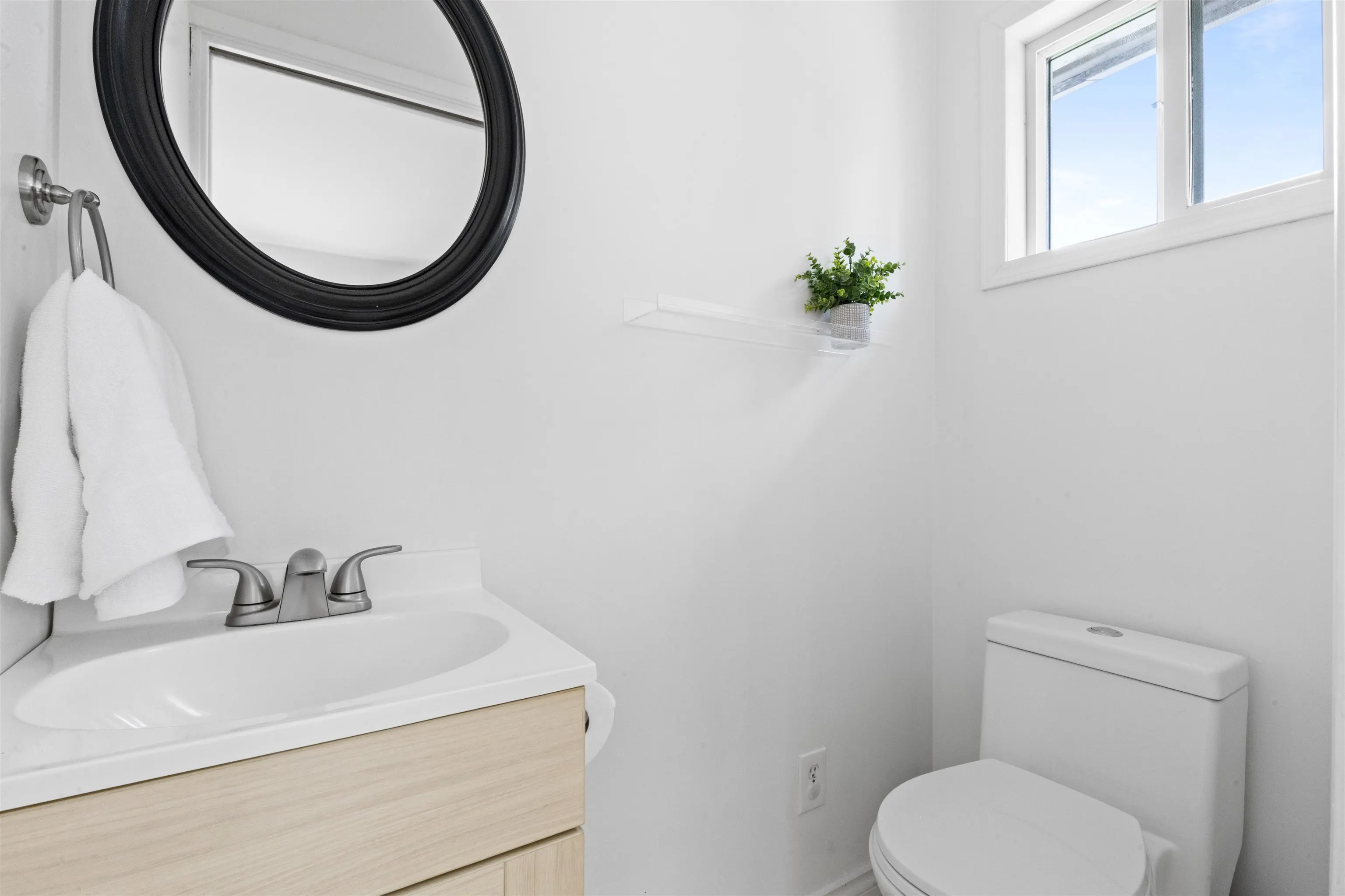 5702 Sumas Prairie Road