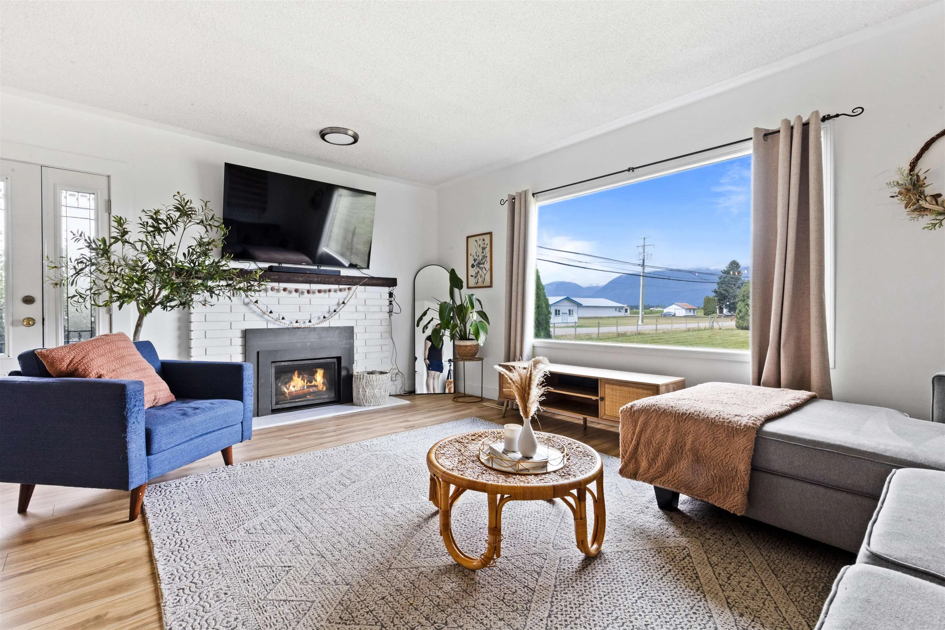 5702 Sumas Prairie Road