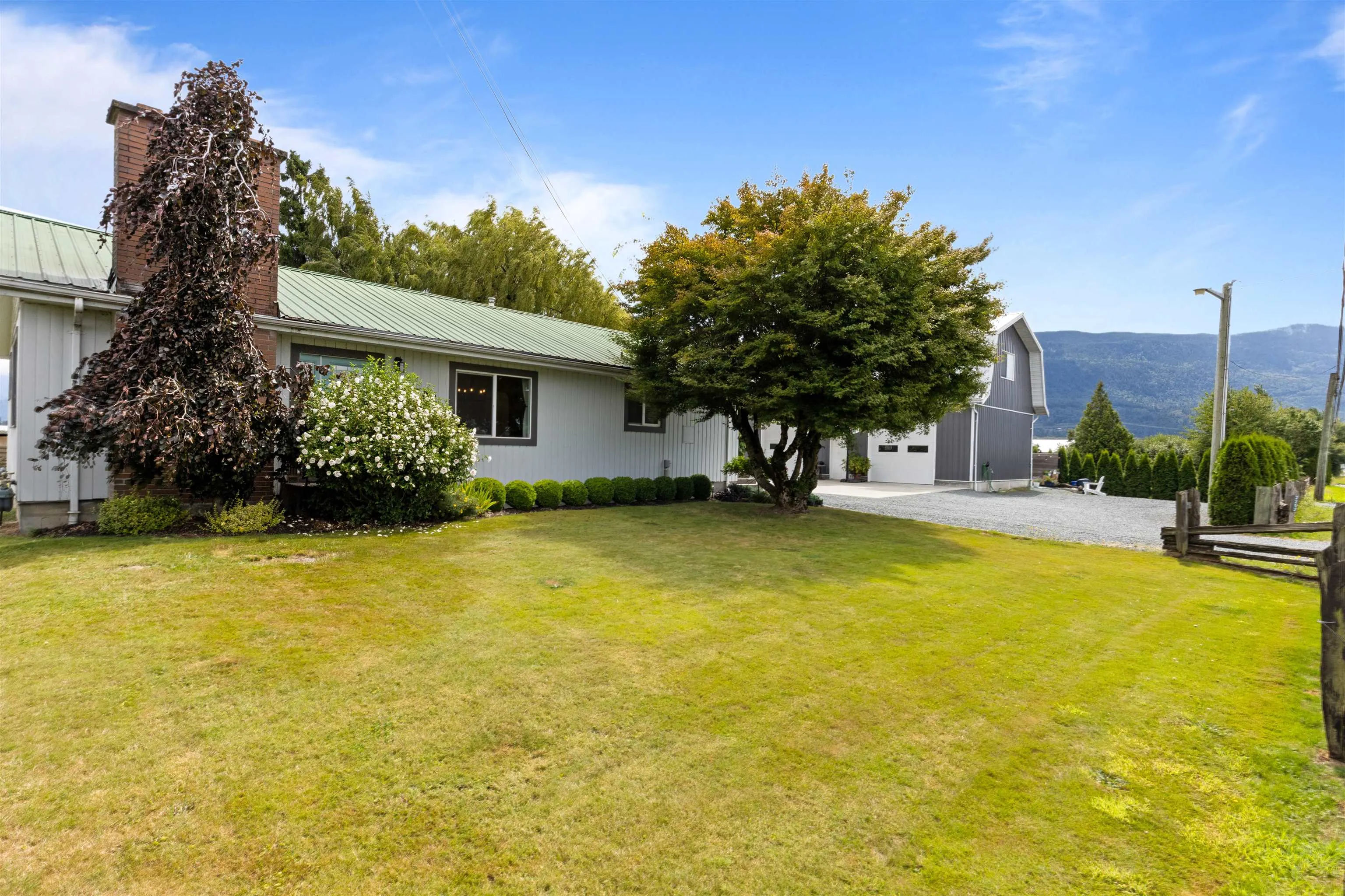 5702 Sumas Prairie Road