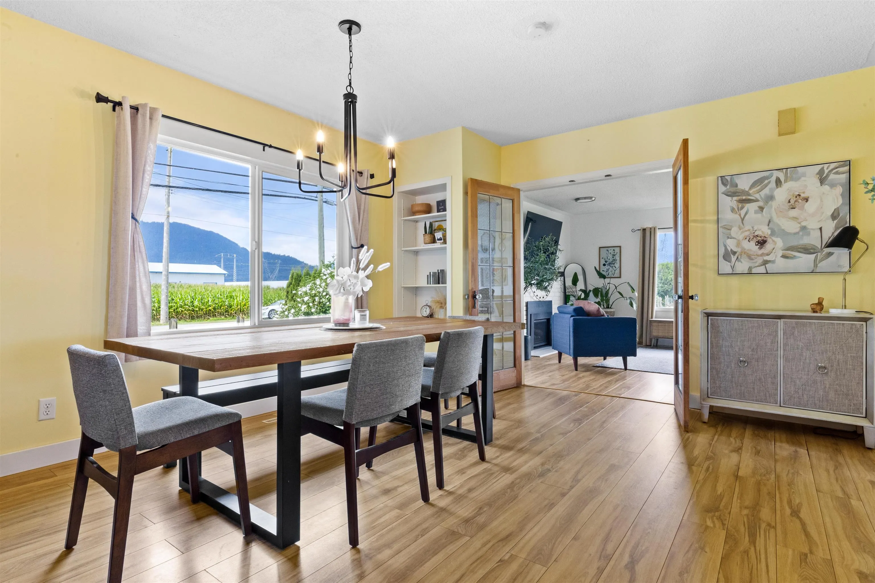 5702 Sumas Prairie Road