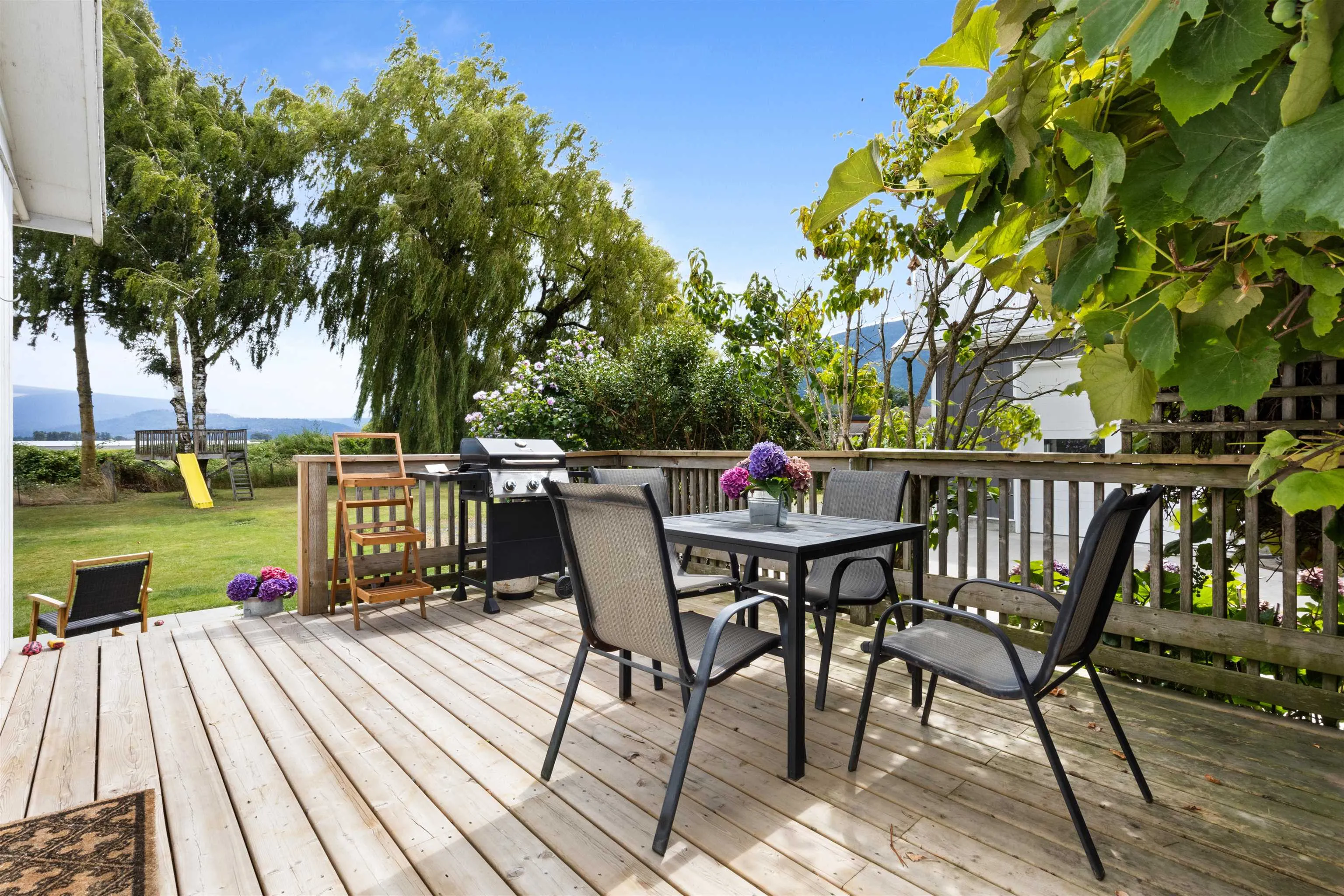 5702 Sumas Prairie Road