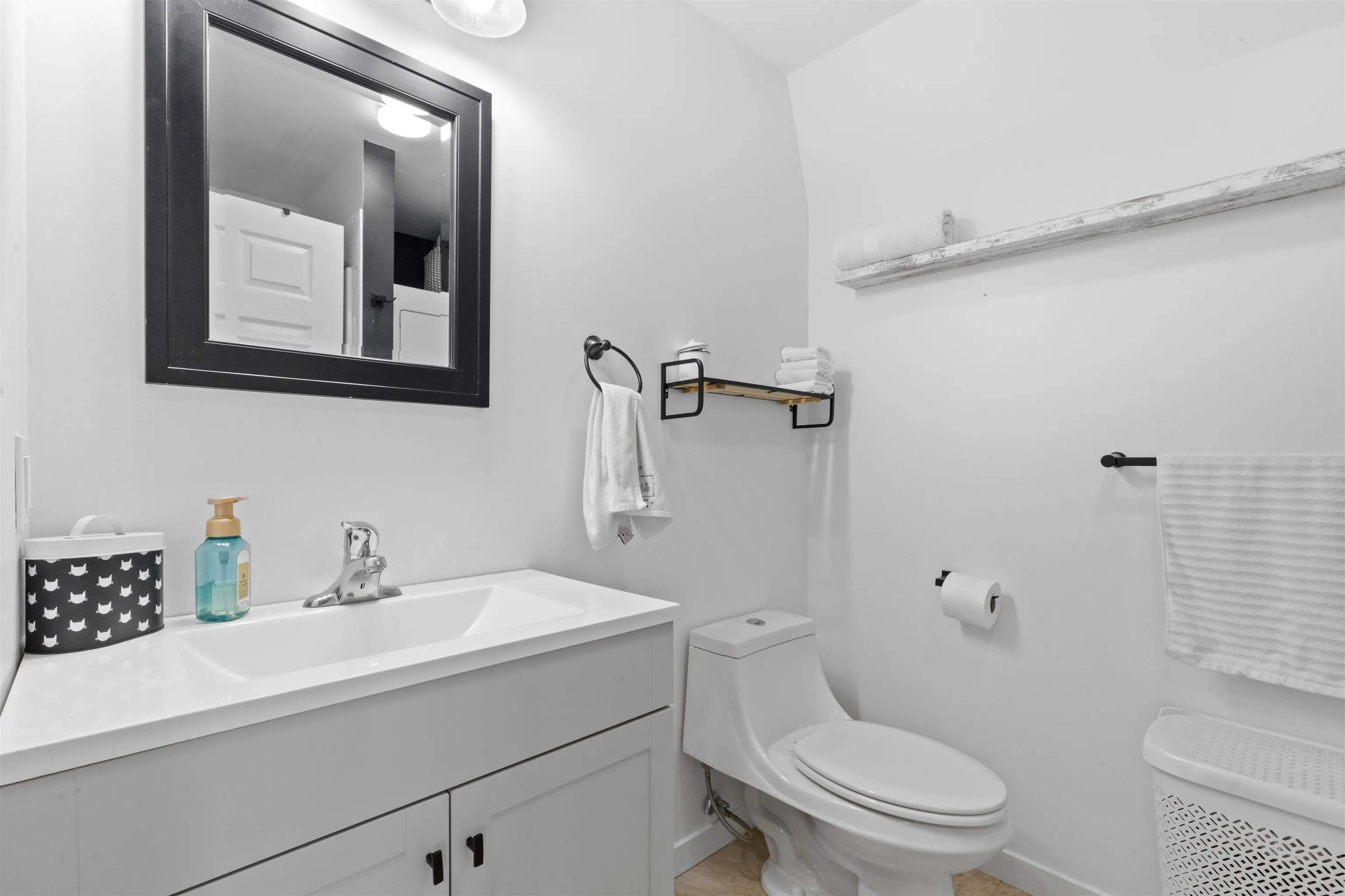 5702 Sumas Prairie Road