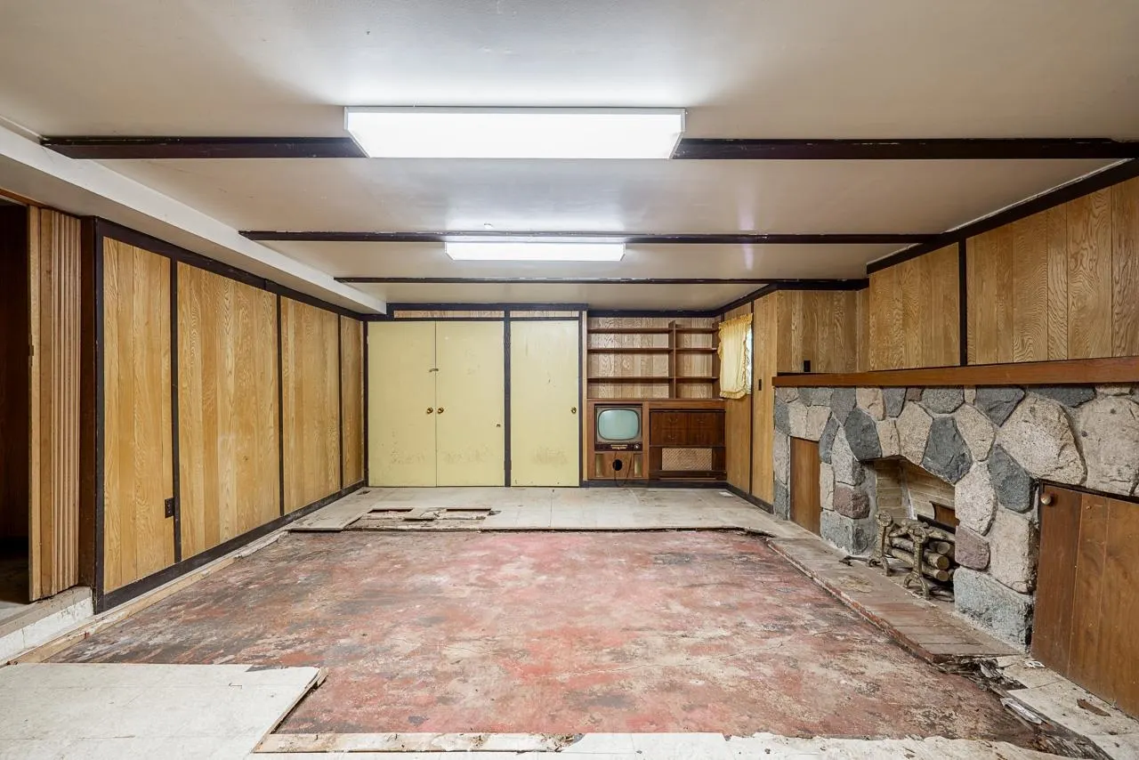2806 W King Edward Avenue