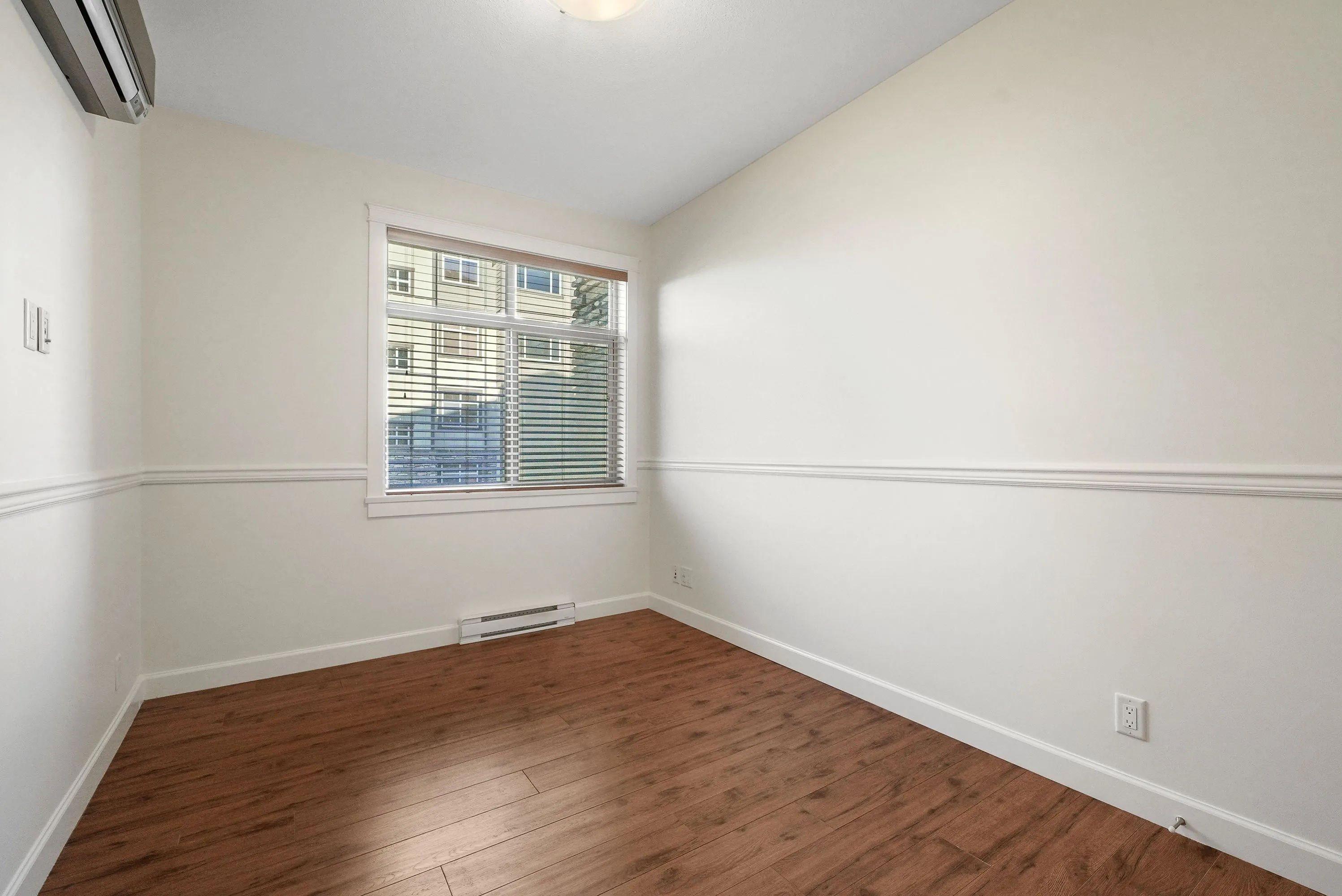 331 8067 207 Street