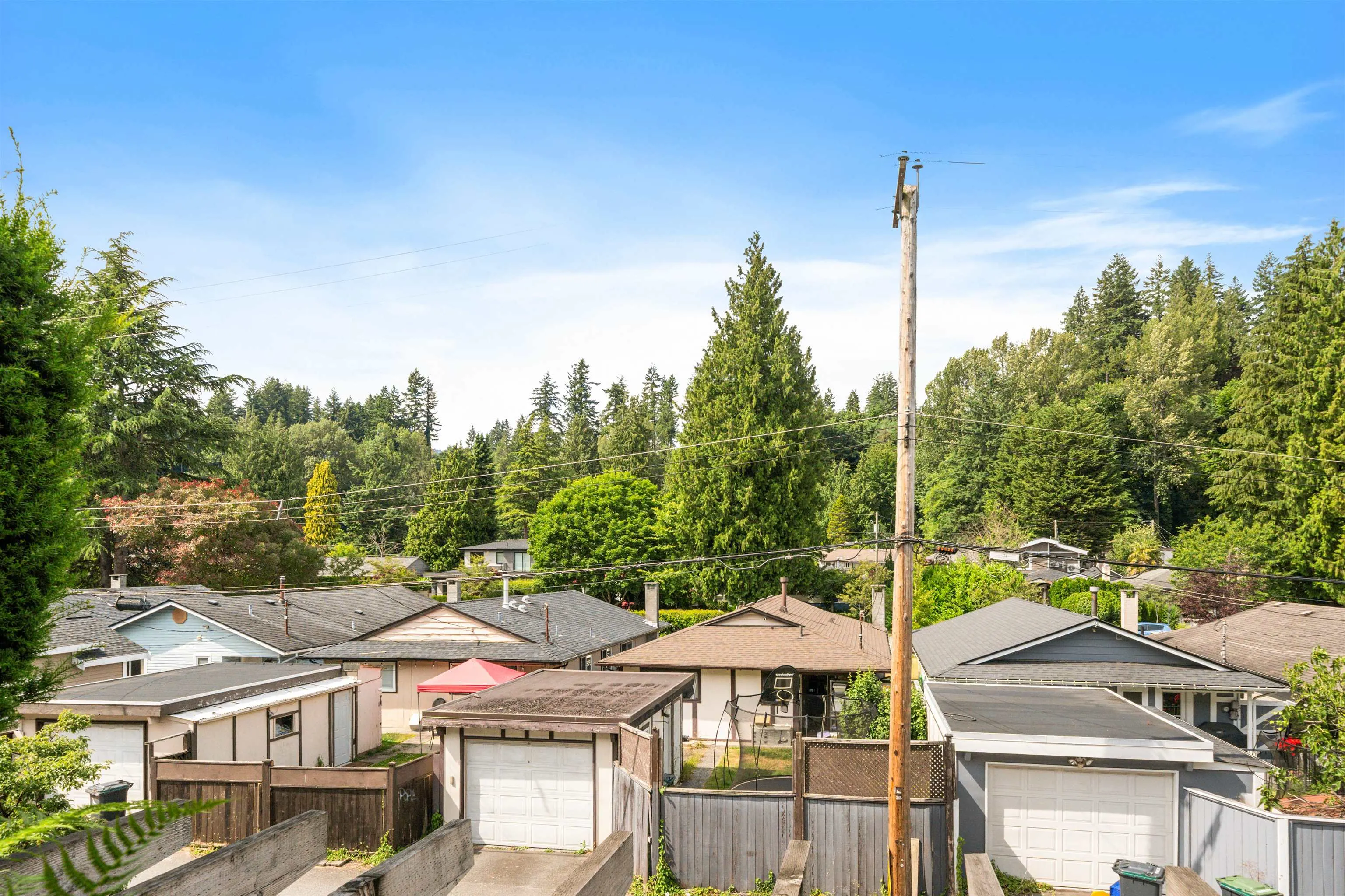 215 1330 Marine Drive