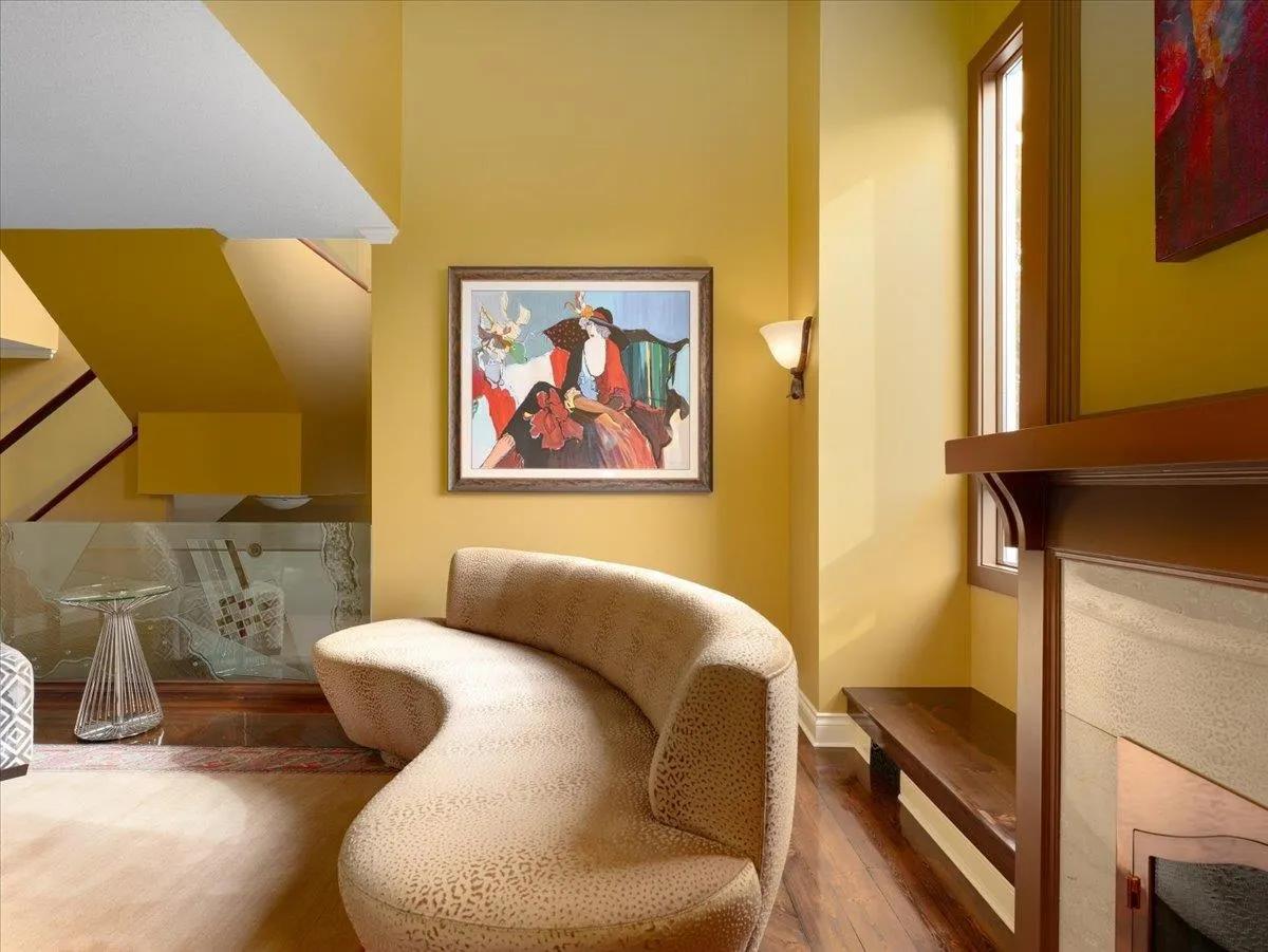 3649 Brahms Avenue