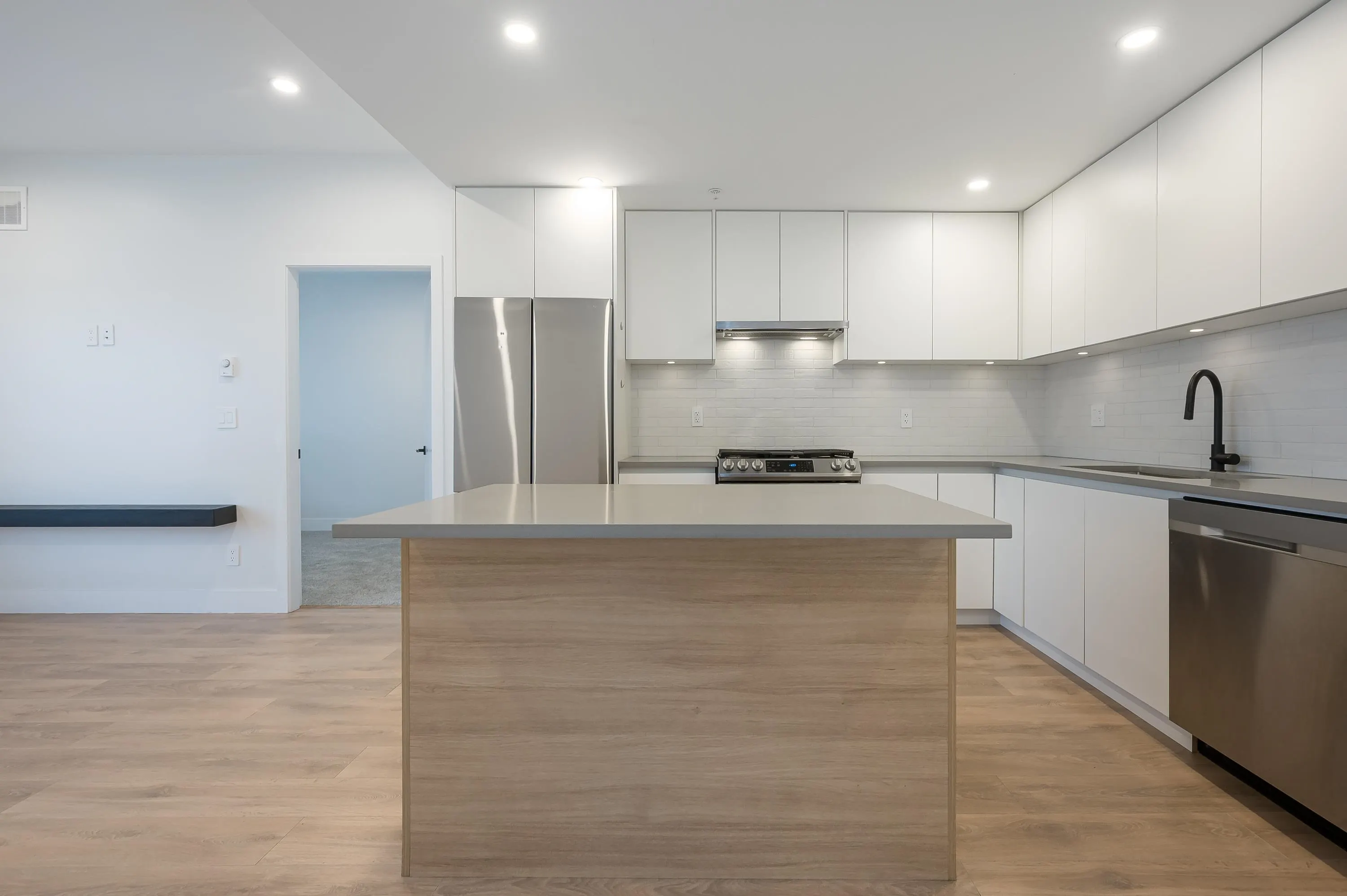 311 8496 120 Street