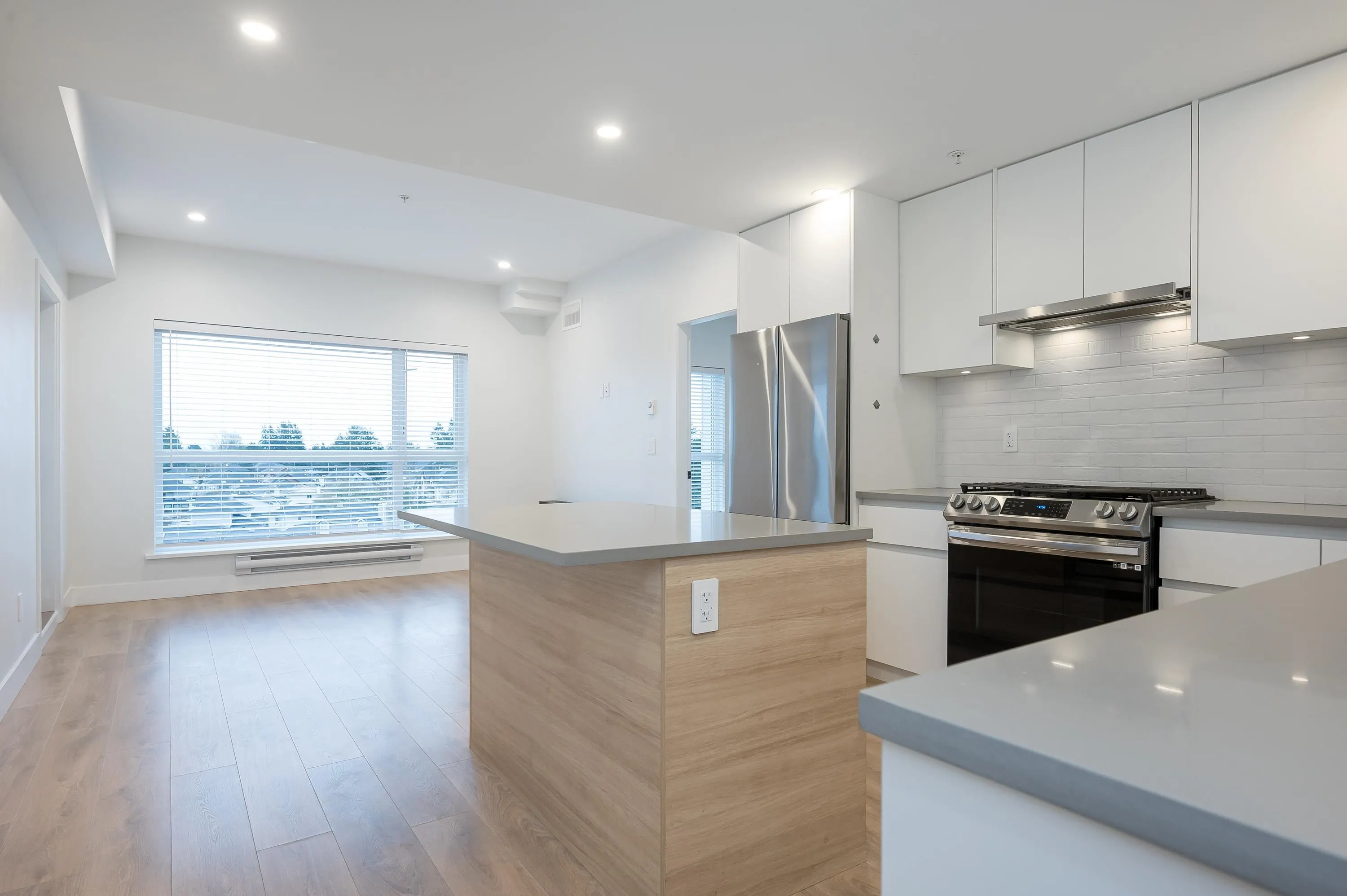 311 8496 120 Street