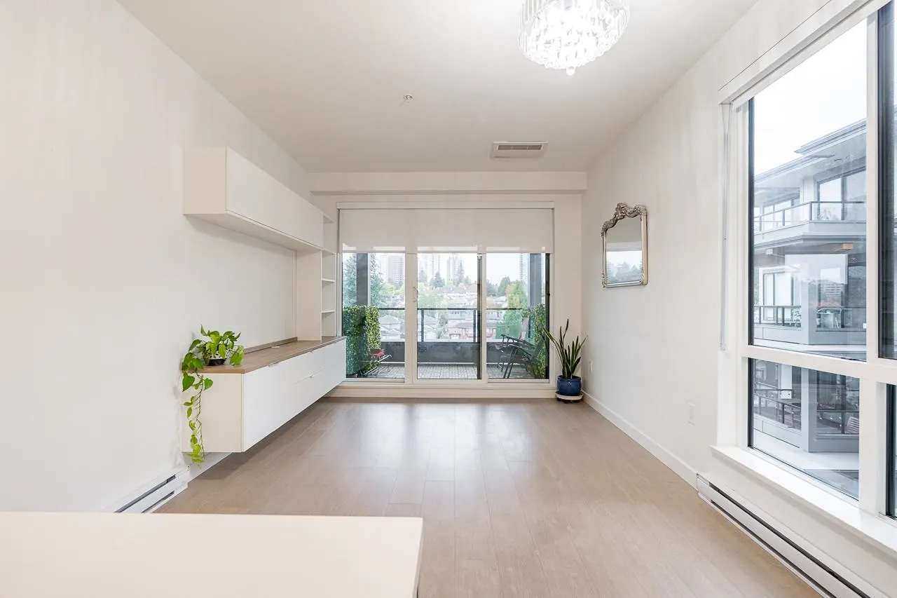523 7599 15th Street