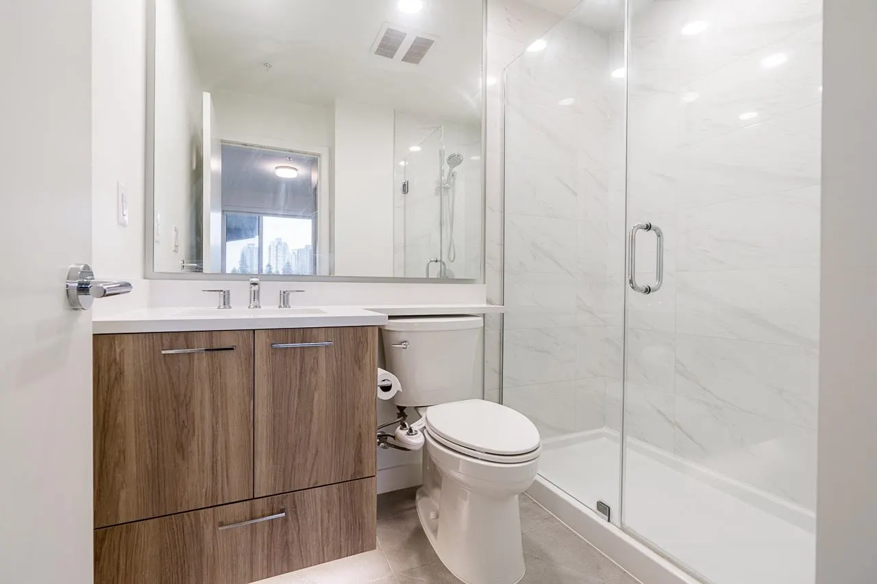 523 7599 15th Street