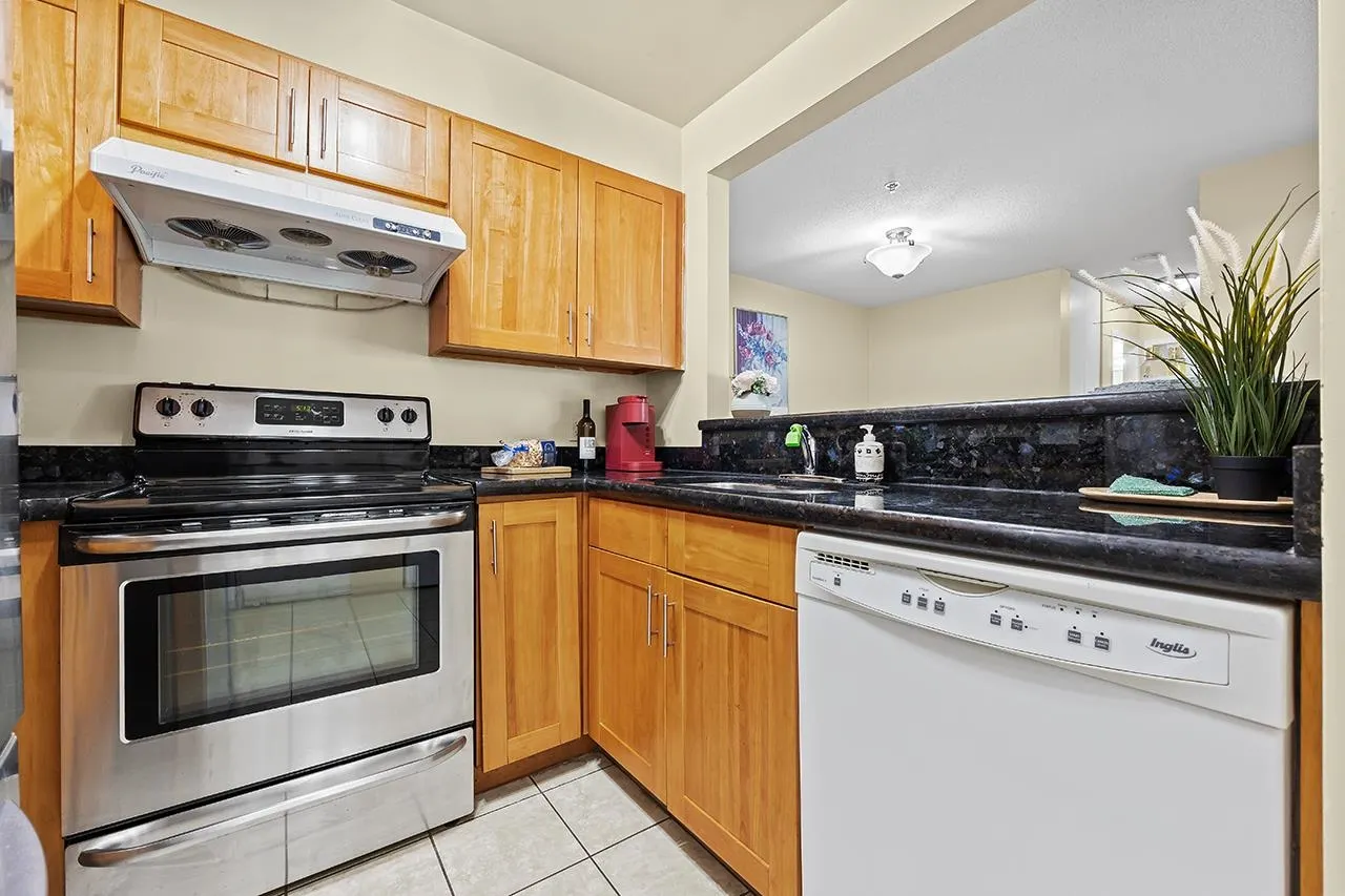 203 7800 St. Albans Road