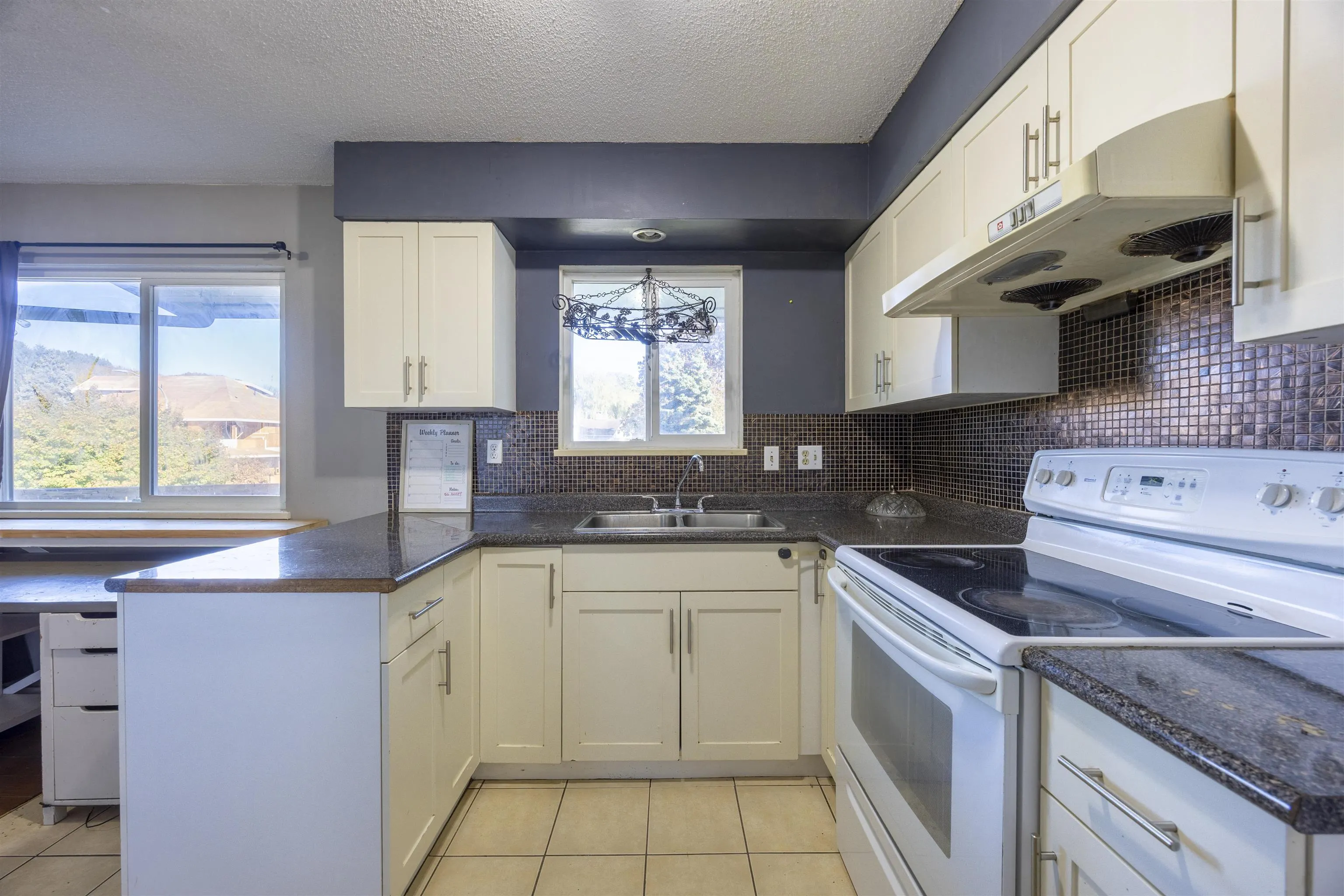 10231 Rosedene Crescent