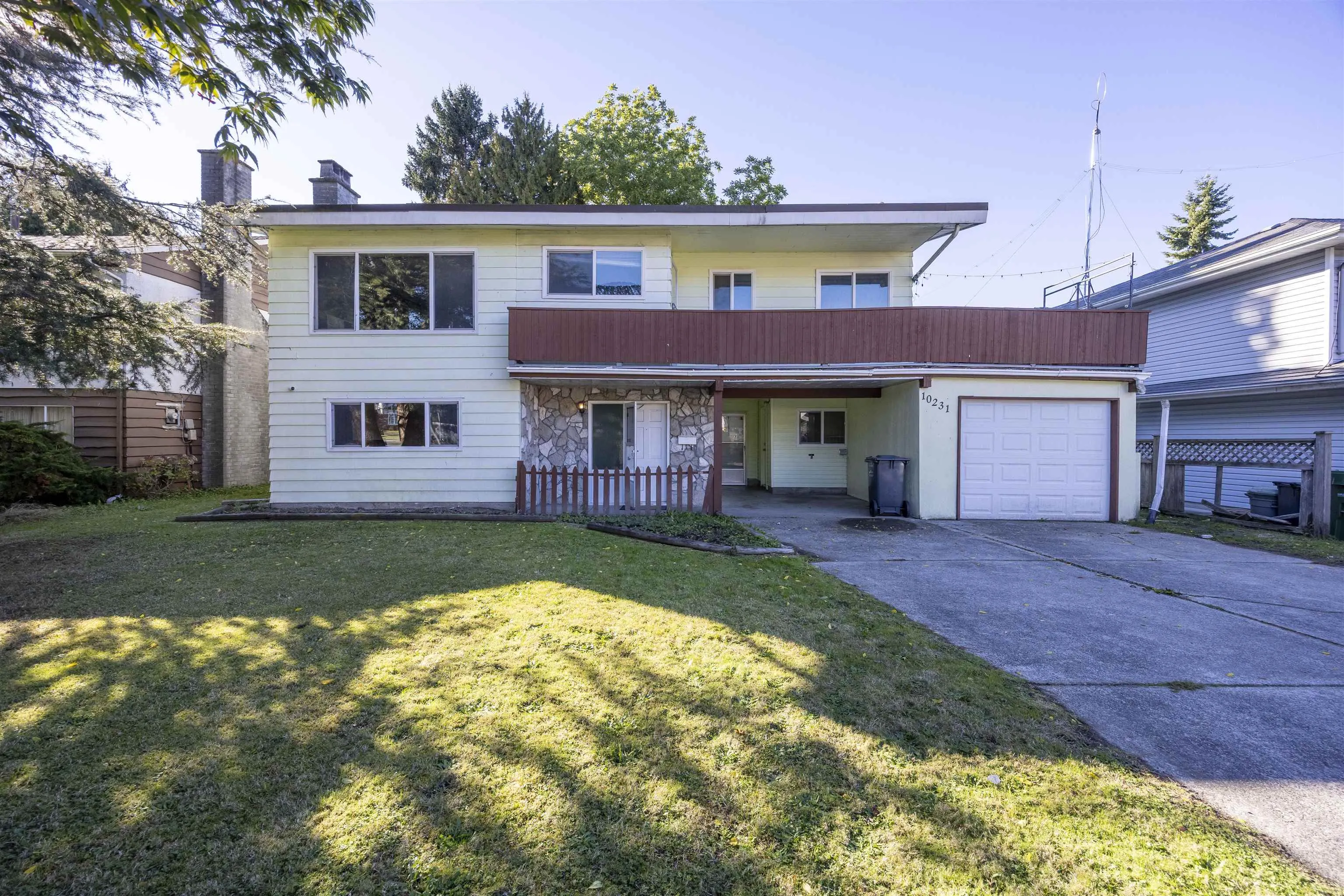 10231 Rosedene Crescent