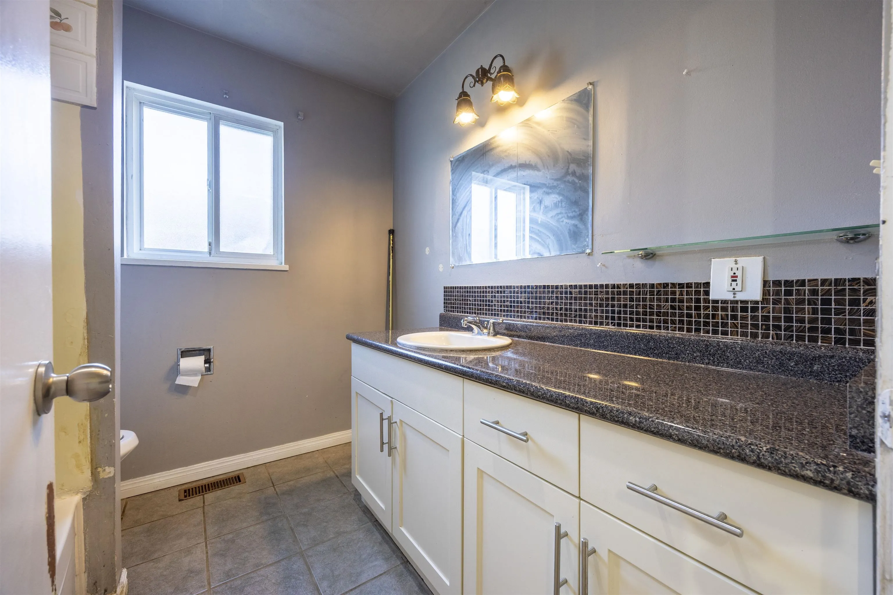 10231 Rosedene Crescent