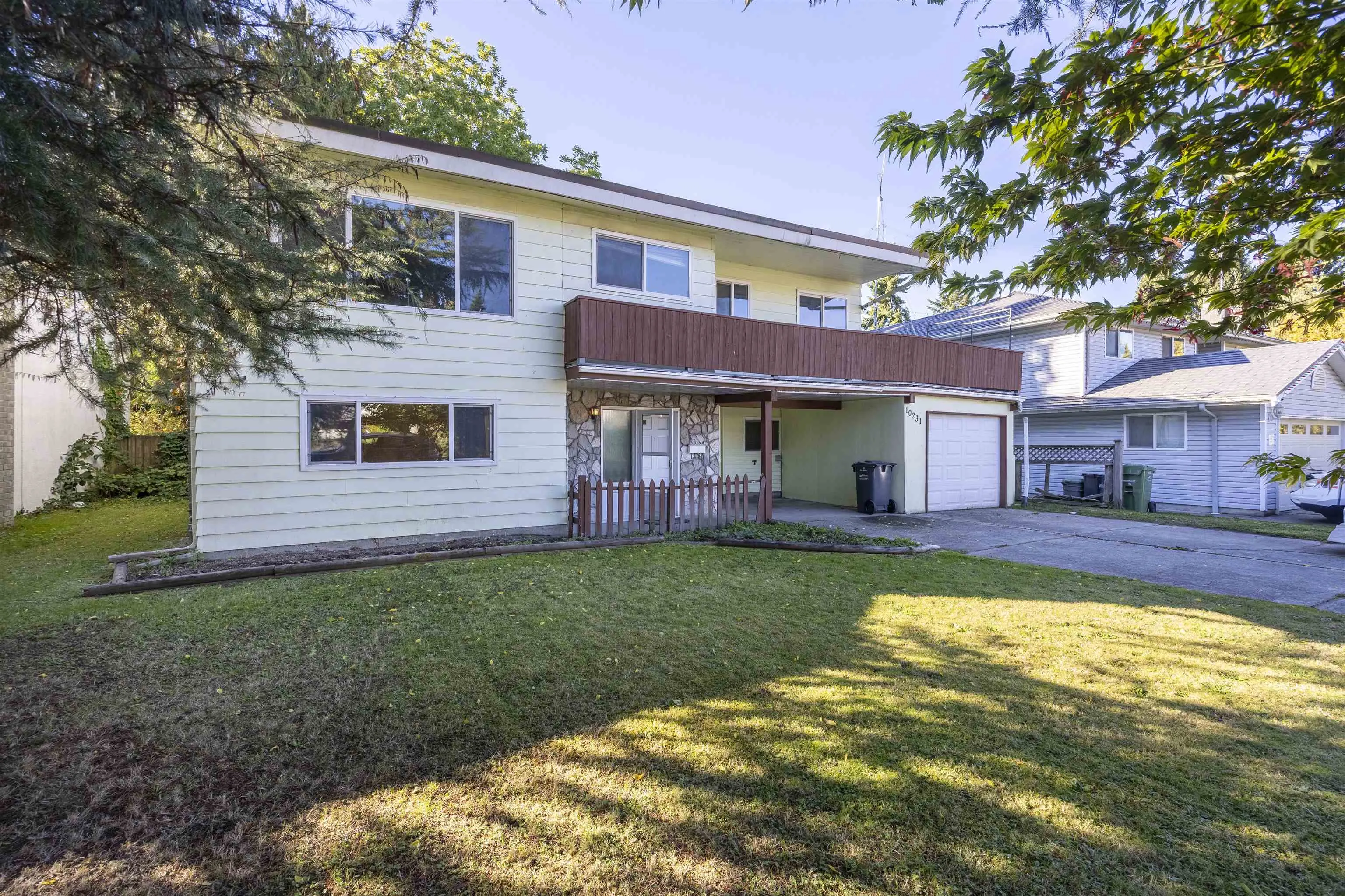 10231 Rosedene Crescent